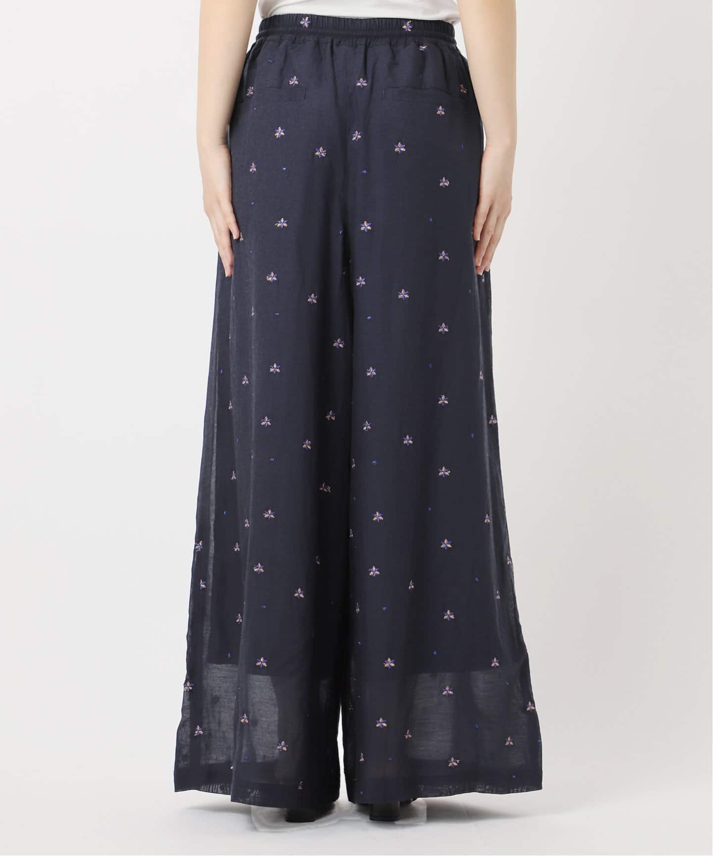 WEB限定】手洗い可 / フラワー刺繍ギャザーパンツ（その他パンツ