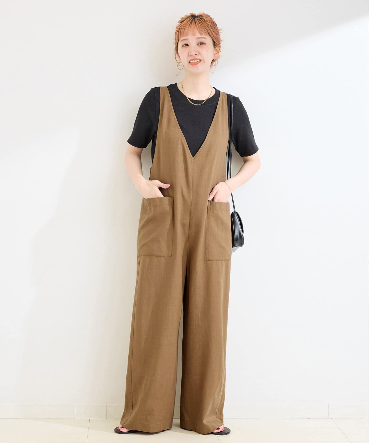 B.C STOCK　 Vネック サロペット 2点セット》手洗い可 / ウォッシャブル / インナー付き深V