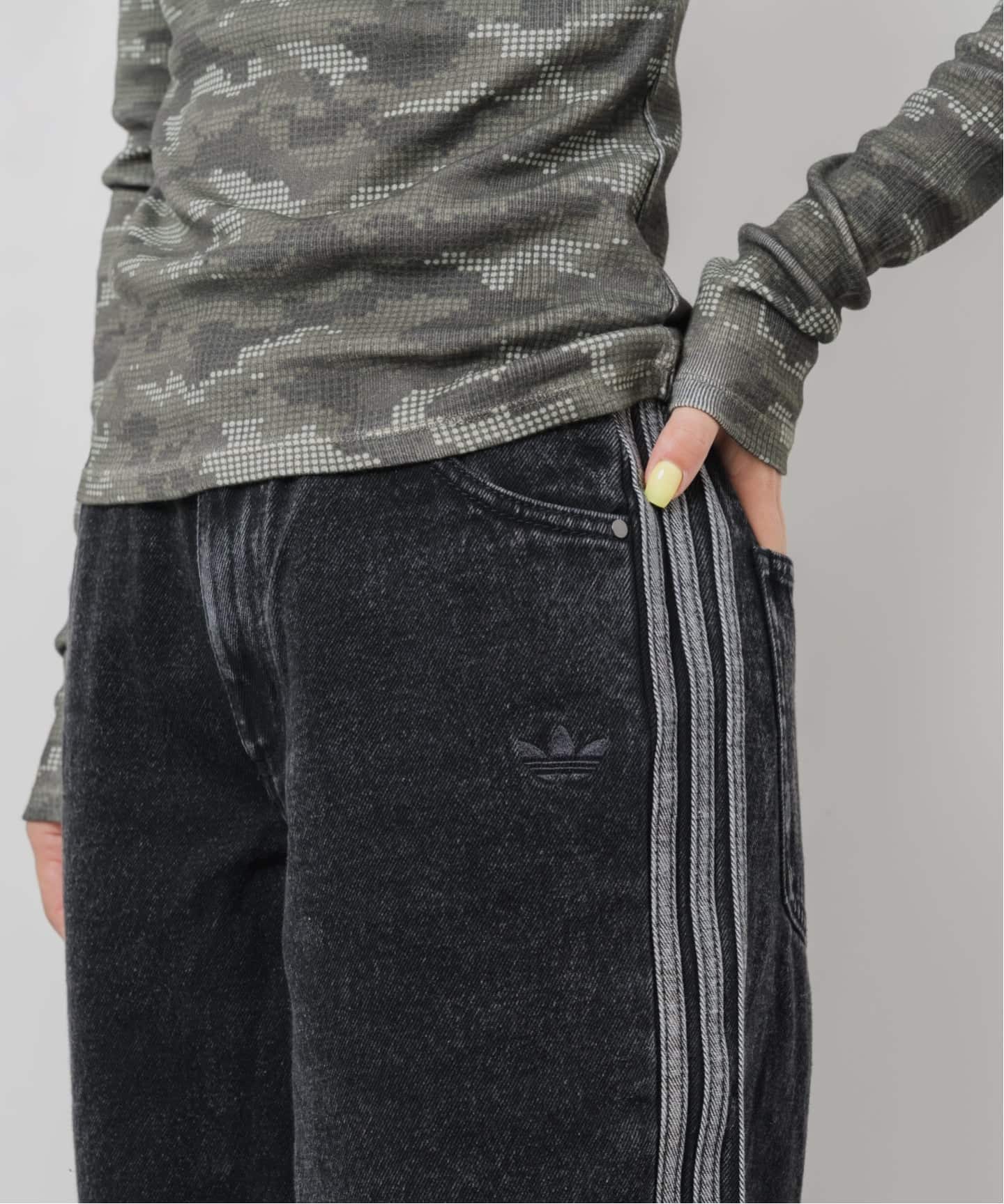 み*い様 adidas 3本ライン デニムパンツ 30インチ 楽天市場】【アディダス ウィメンズ デニム 3ストライプ パンツ