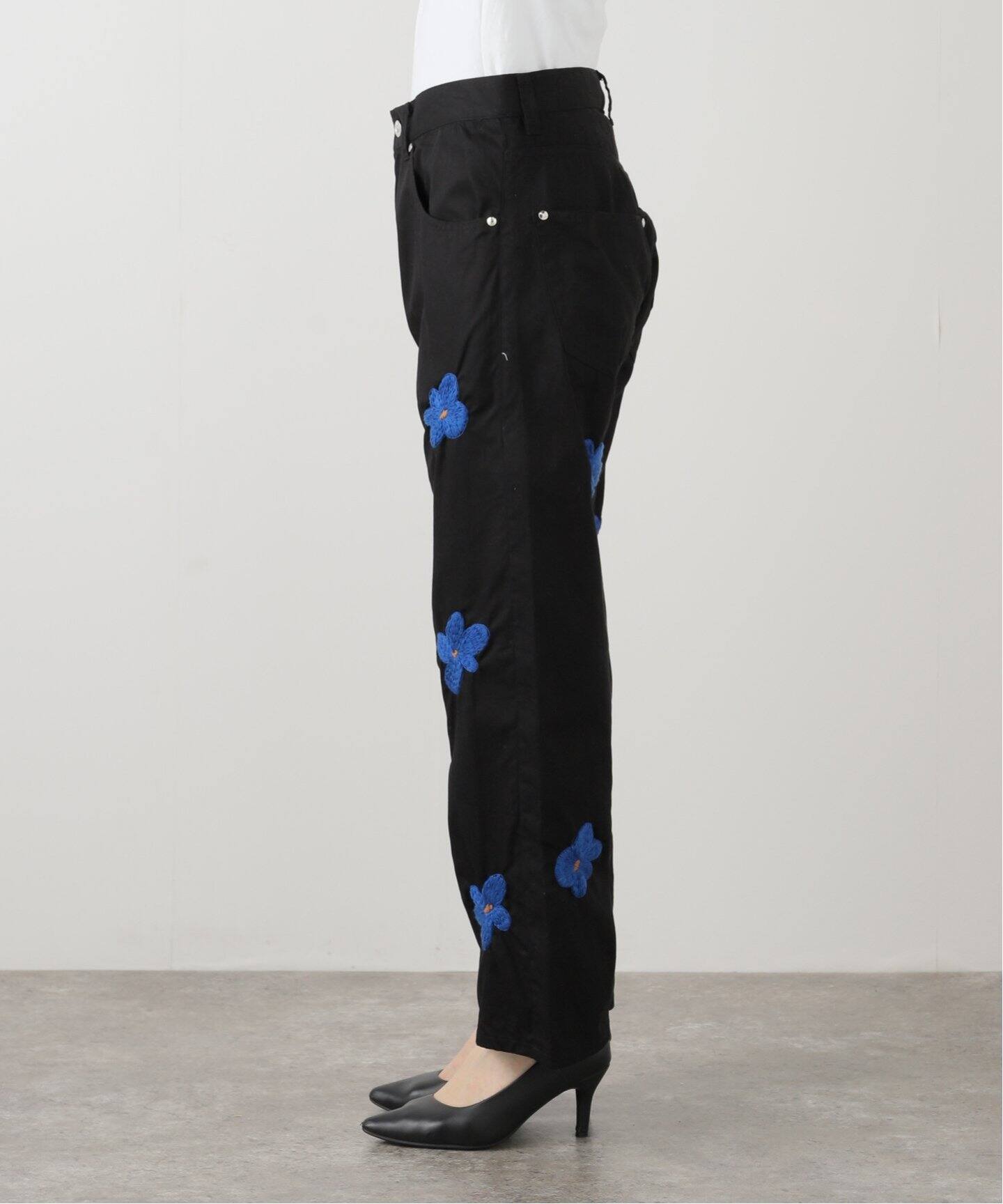 NOMA t.d. / ノーマティーディーFloral Hand Embroidery Pants 