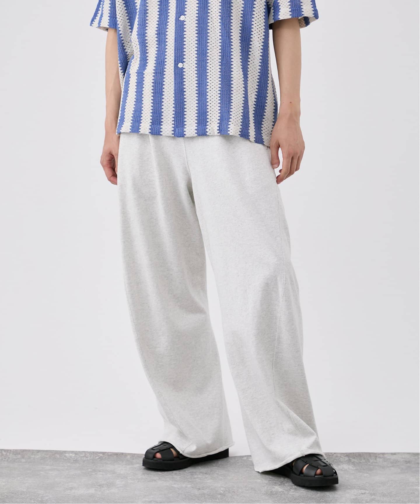 KAMIYA スウェットパンツ　バギー KAMIYA スウェットパンツ バギー KAMIYA】Breached Wide Sweat