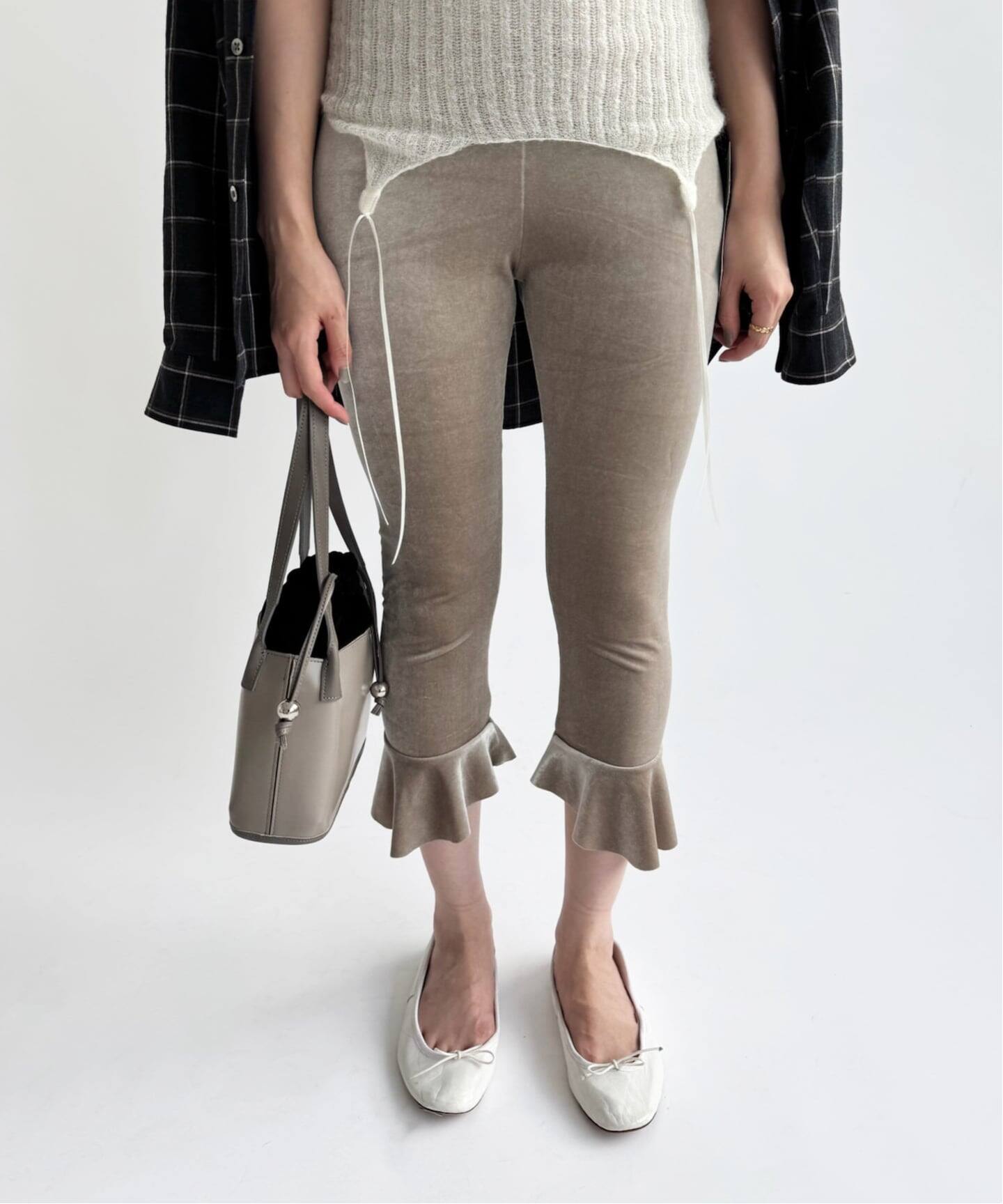 SIMONE WILD/シモーネ ワイルド】VELVET VOLANT CAPRI