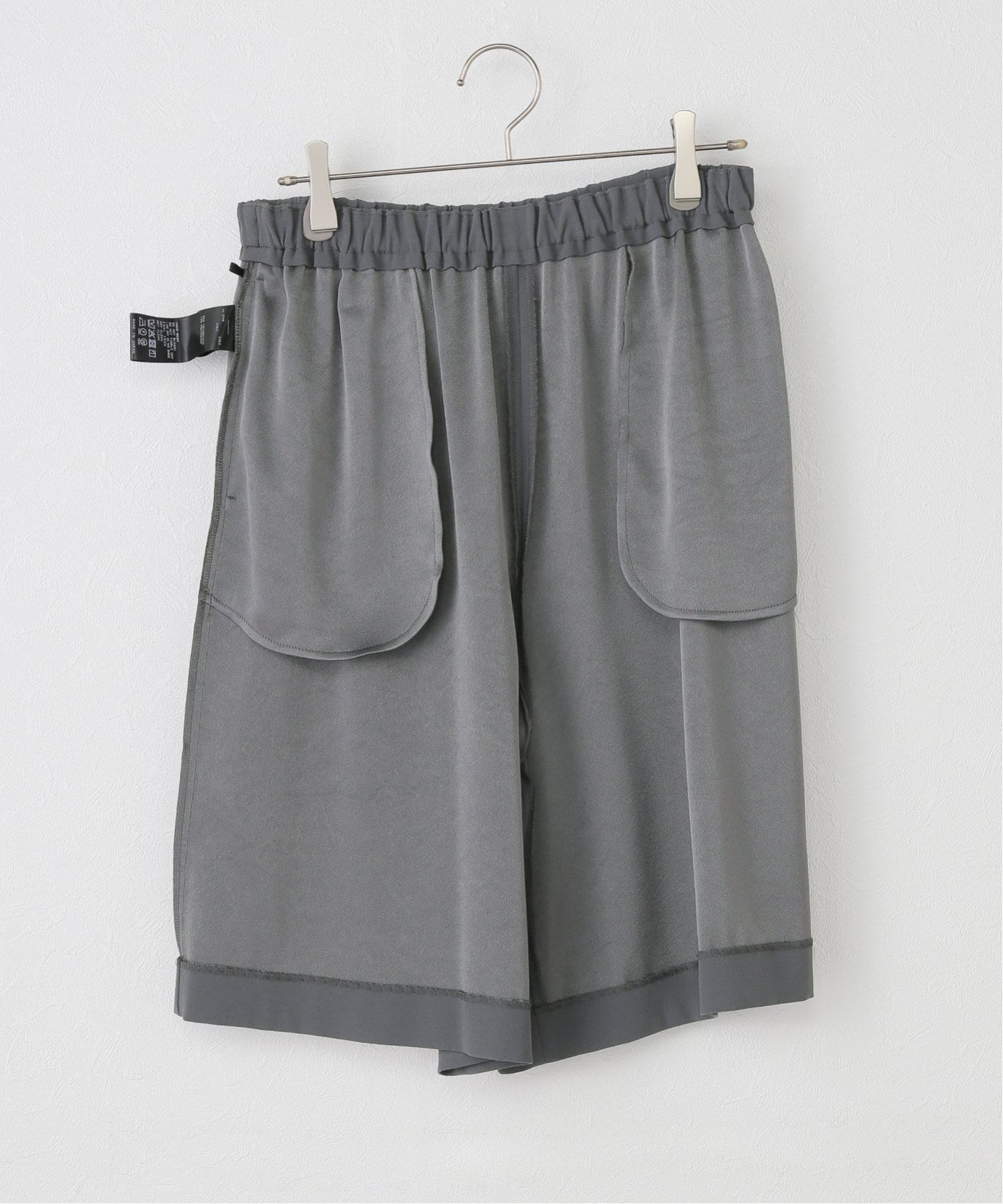新品IENAイエナグレー ショートパンツ 38サイズ完売品 Maison IENAレイヤードハーフパンツ（ショート・ハーフパンツ）｜IENA