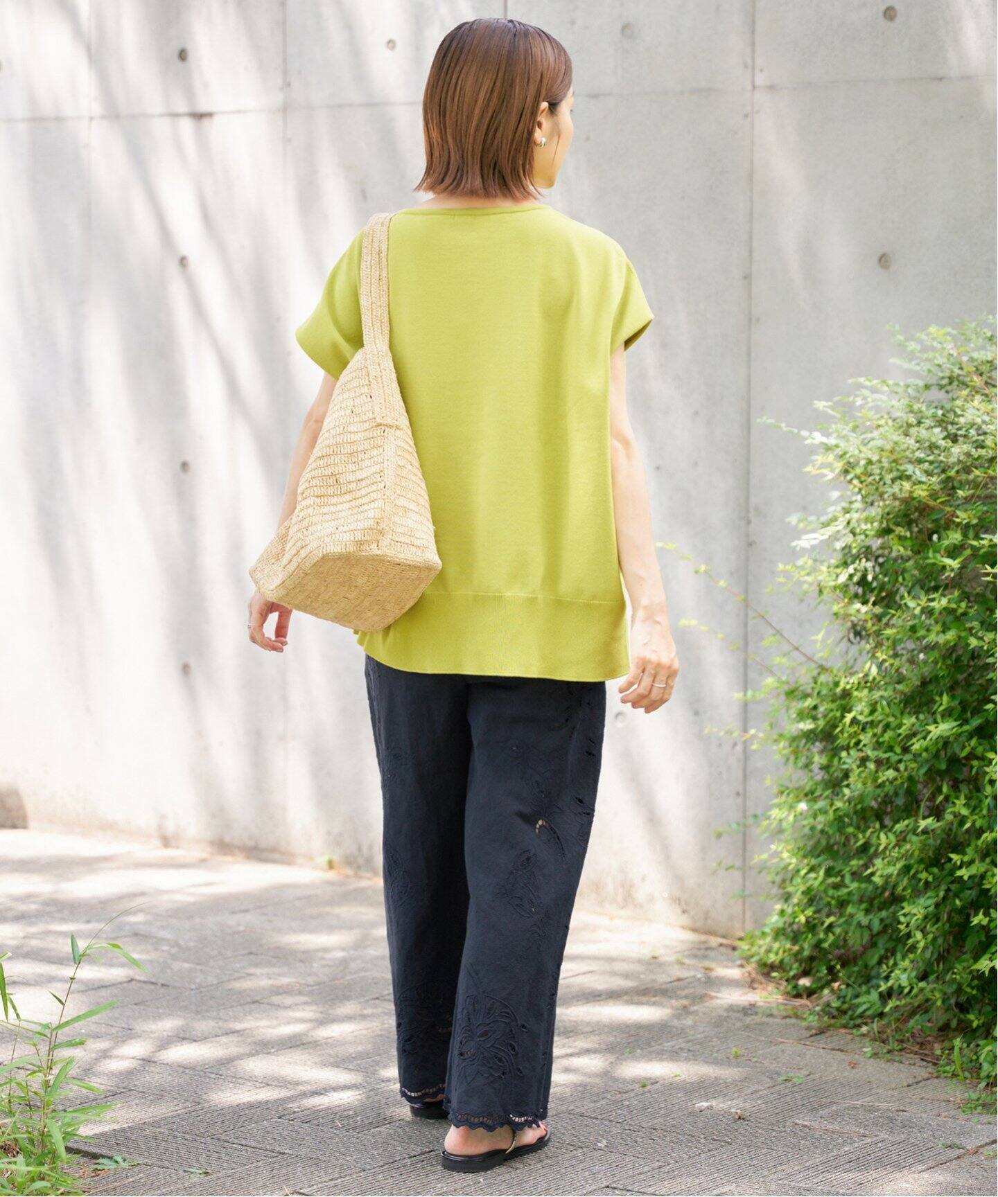イエナ　IENA コットンリネンカットワークレースジャケット　ネイビー コットンリネン カットワークレース ジャケット（ノーカラー