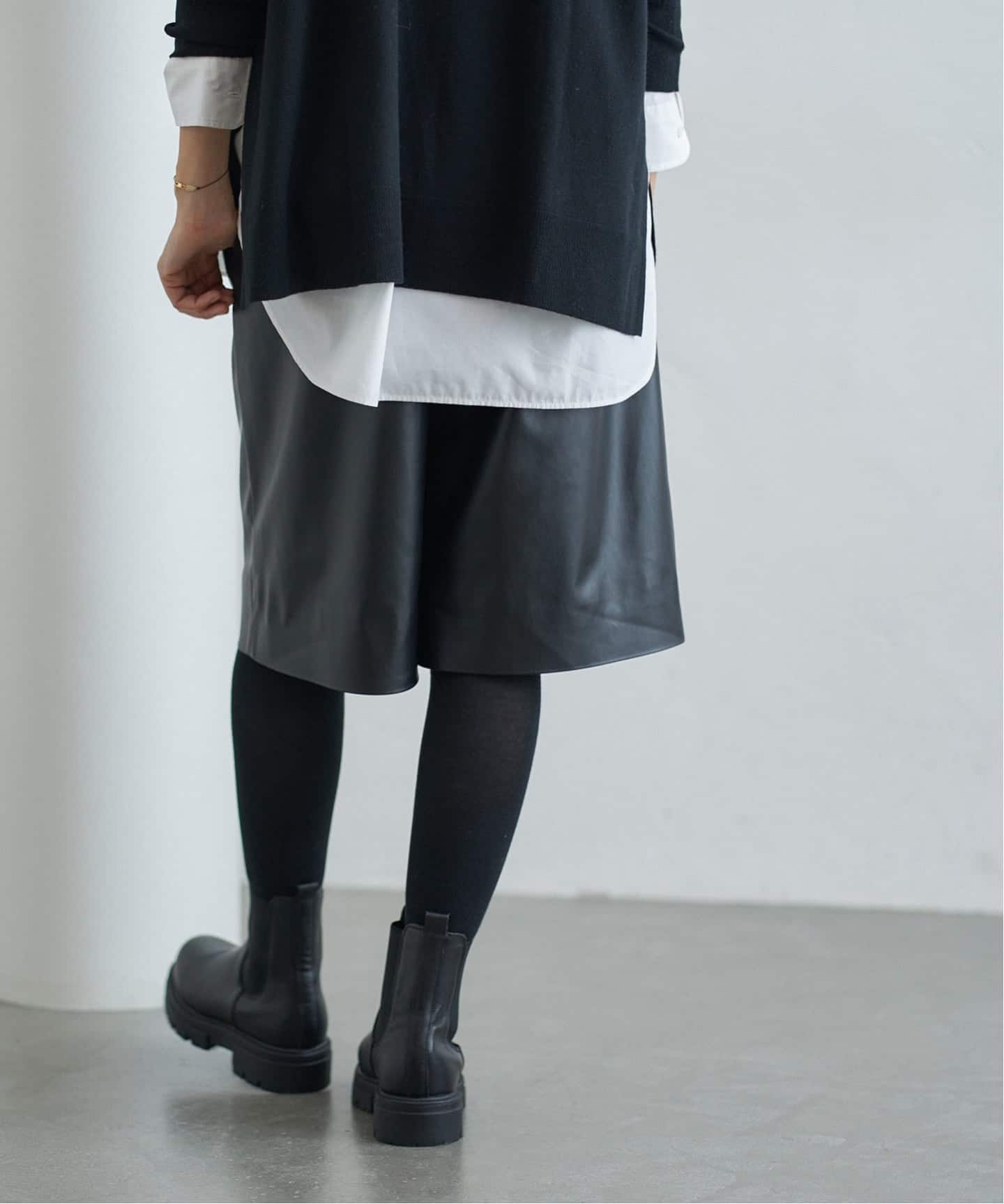 フェイクレザーハーフパンツ（ショート・ハーフパンツ）｜IENA（イエナ