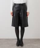 フェイクレザーハーフパンツ
