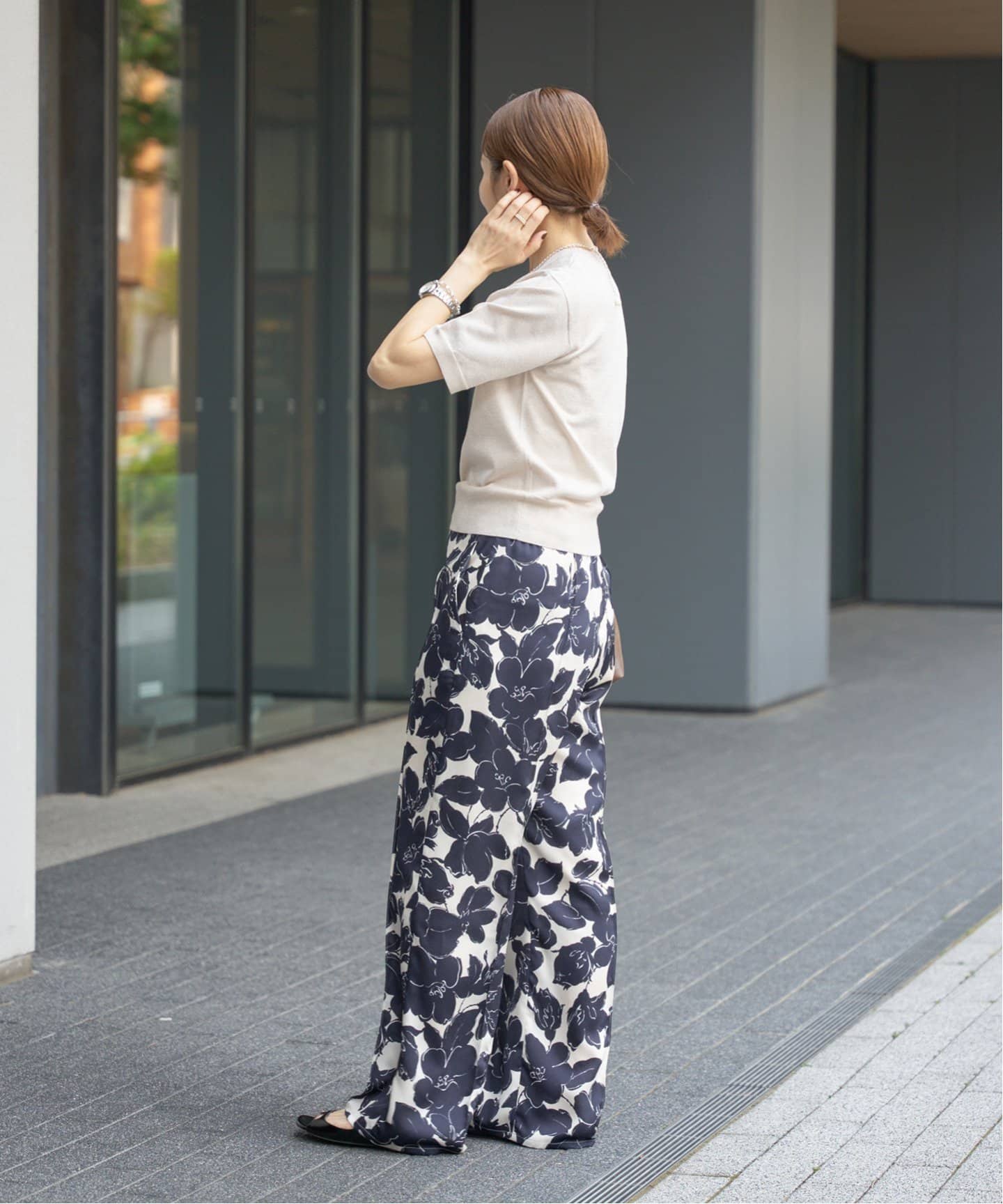 （新品未使用タグ付き）IENA 花柄ワイドパンツ　サイズ36 新品未使用タグ付き）IENA 花柄ワイドパンツ サイズ36 IENA（花
