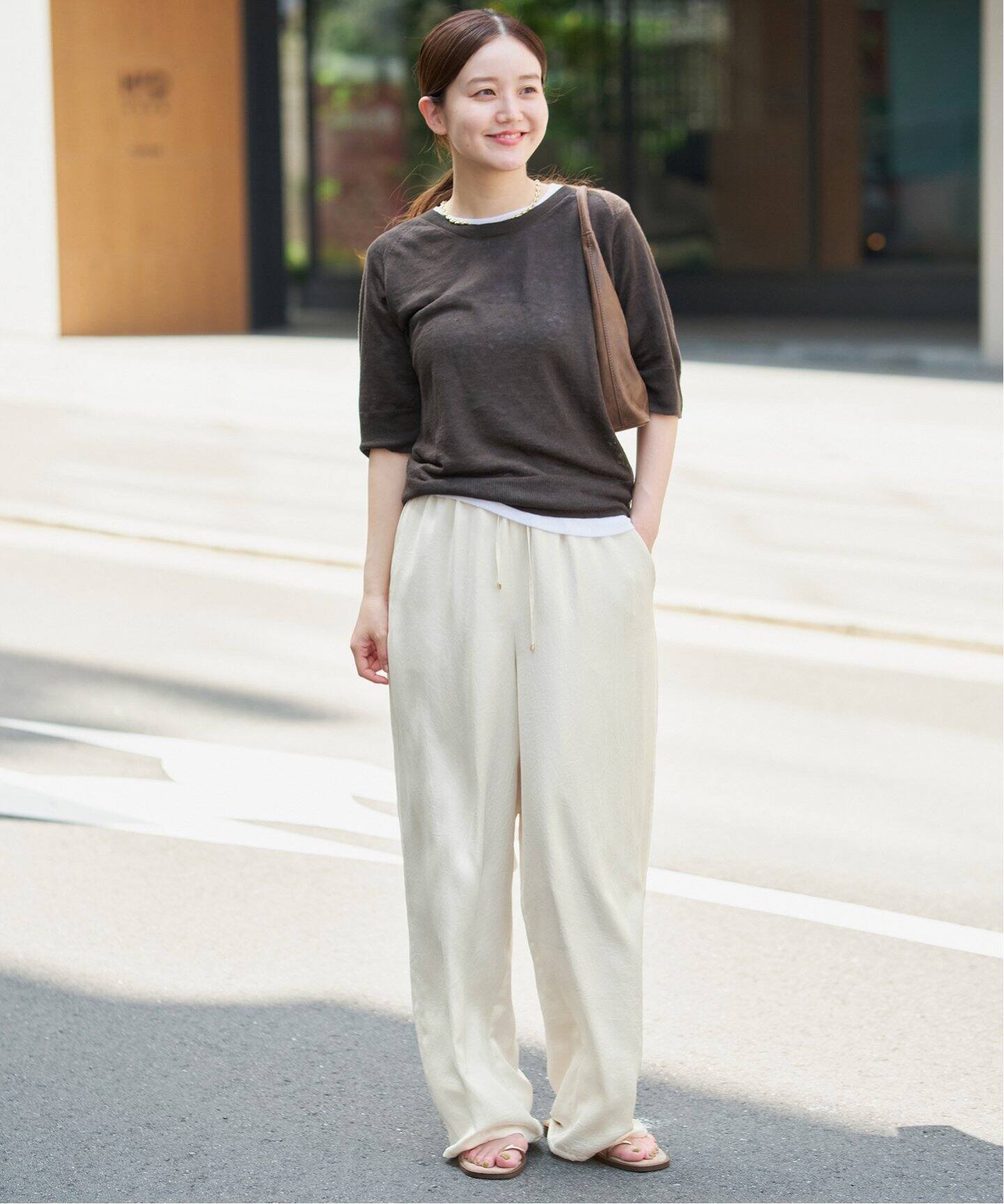 サテンリラックスパンツ(その他パンツ)|IENA(イエナ)の通販 サテンリラックスパンツ(その他パンツ)|IENA(イエナ)の通販