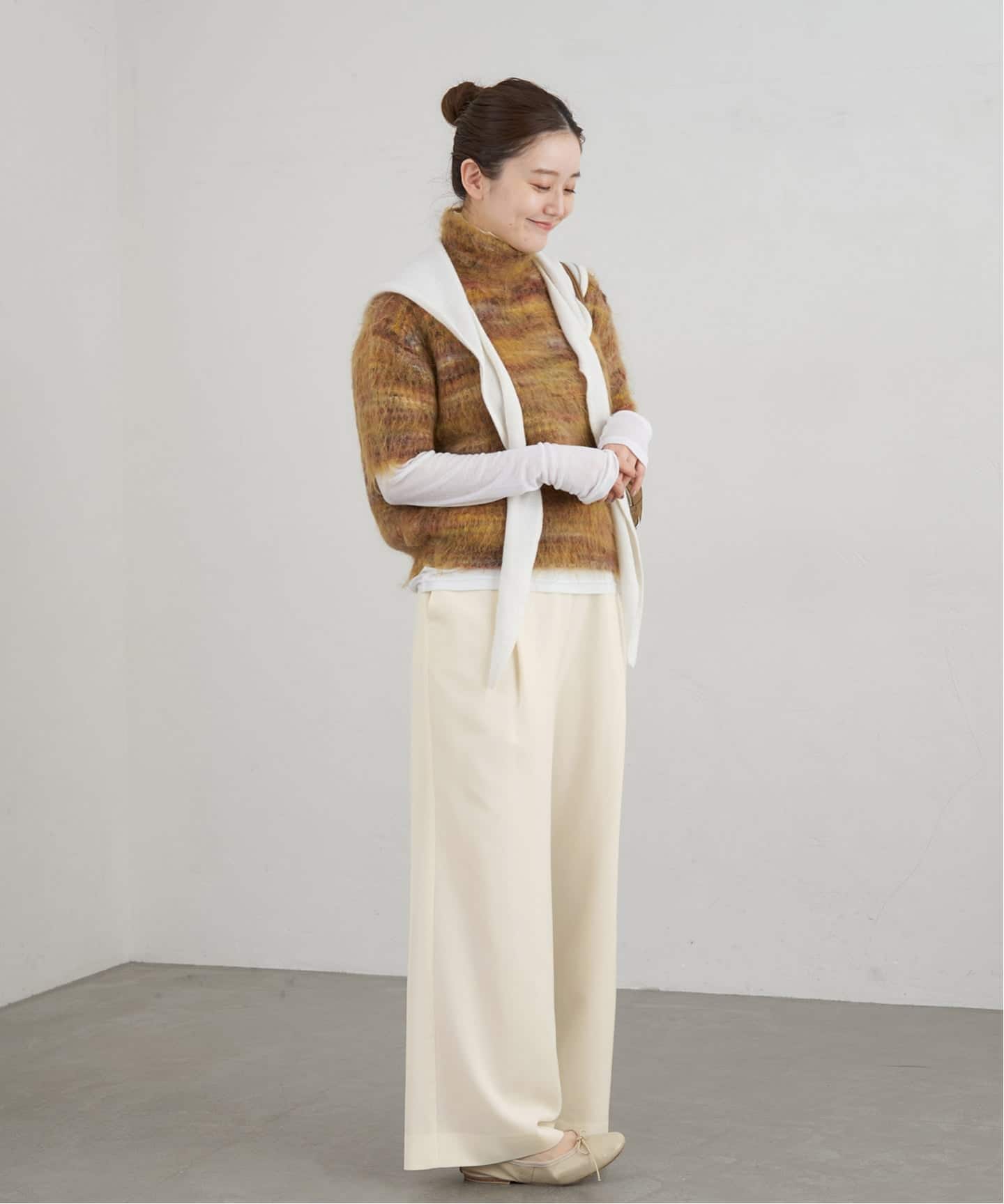 ウォッシャブル アセテートツイルタックパンツ（その他パンツ）｜IENA