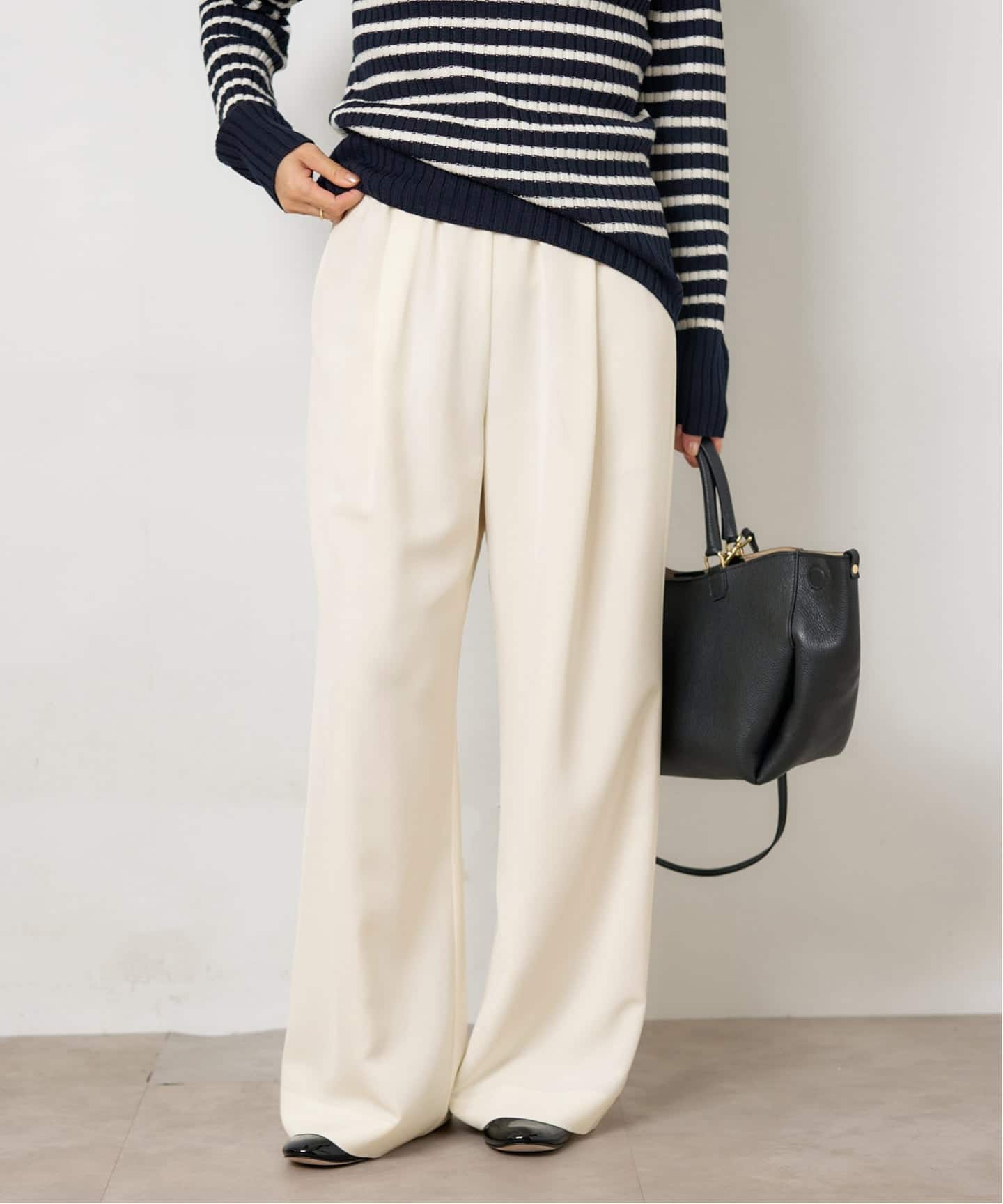 ウォッシャブル アセテートツイルタックパンツ（その他パンツ）｜IENA