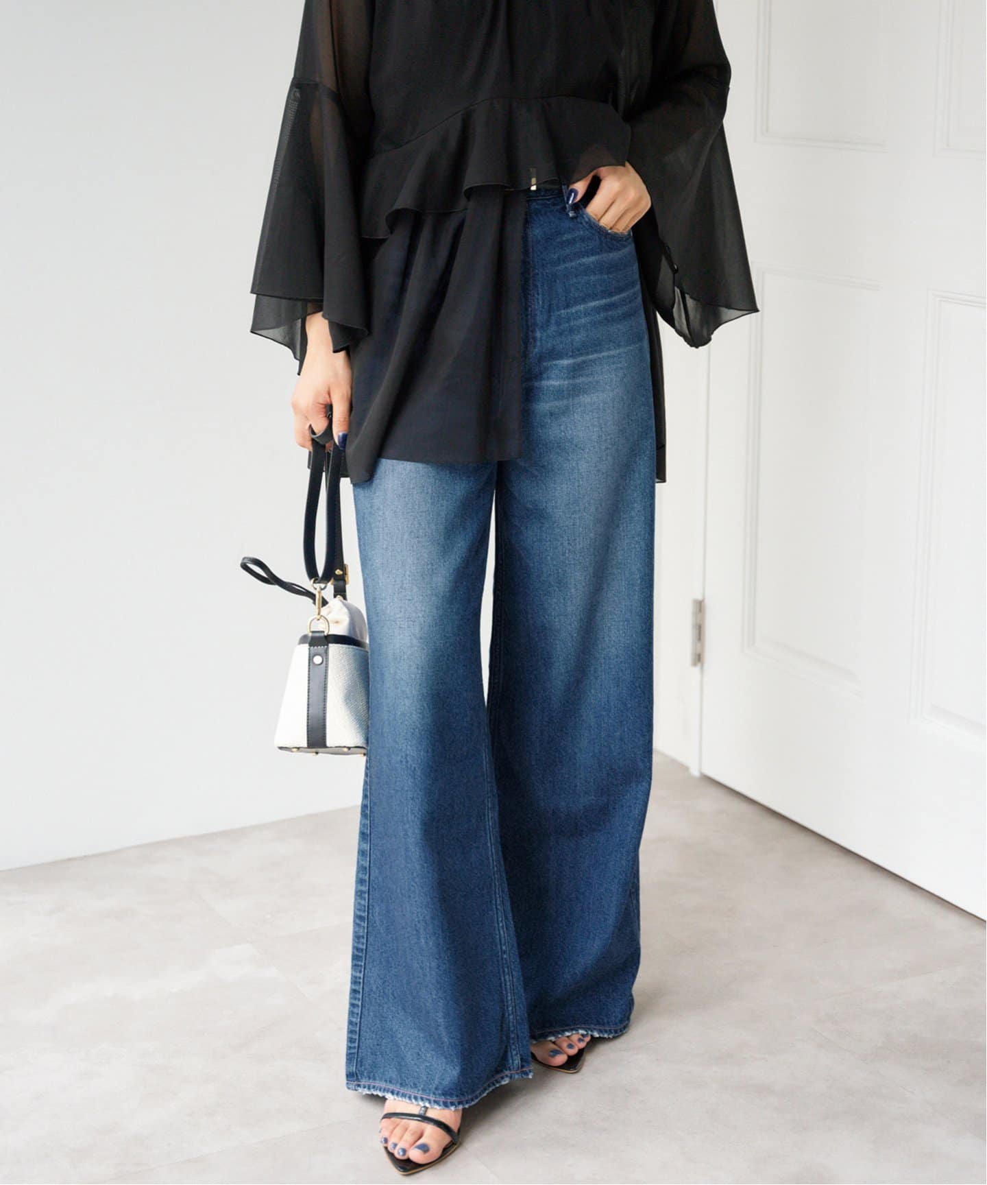 upper hights/アッパーハイツ 別注 THE RUTH ルーズフレアデニム