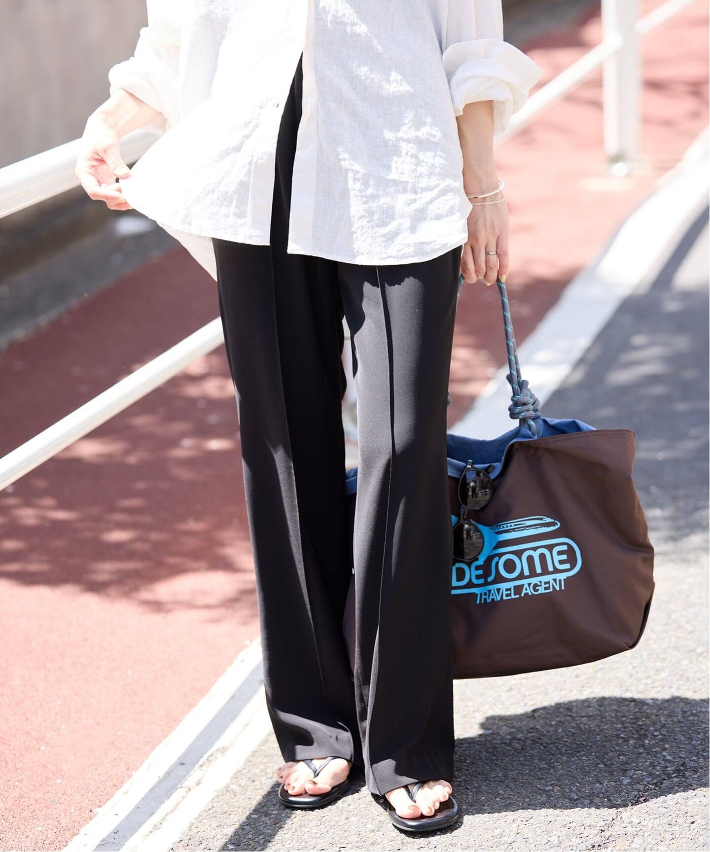 4サイズ展開》ピンタックセミフレアパンツ（その他パンツ）｜SLOBE