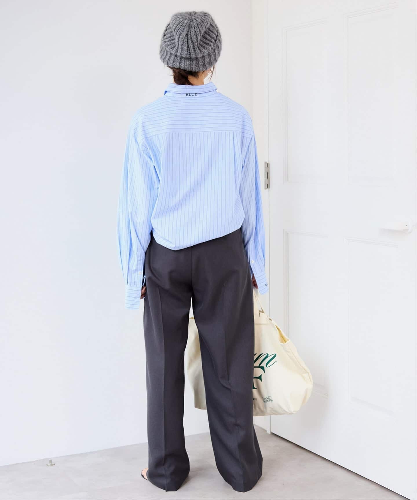 【新品・未使用】スローブイエナ　ツイルタックスリムストレートスラックス　完売品 ツイルタックスリムストレートスラックス（スラックス）｜SLOBE