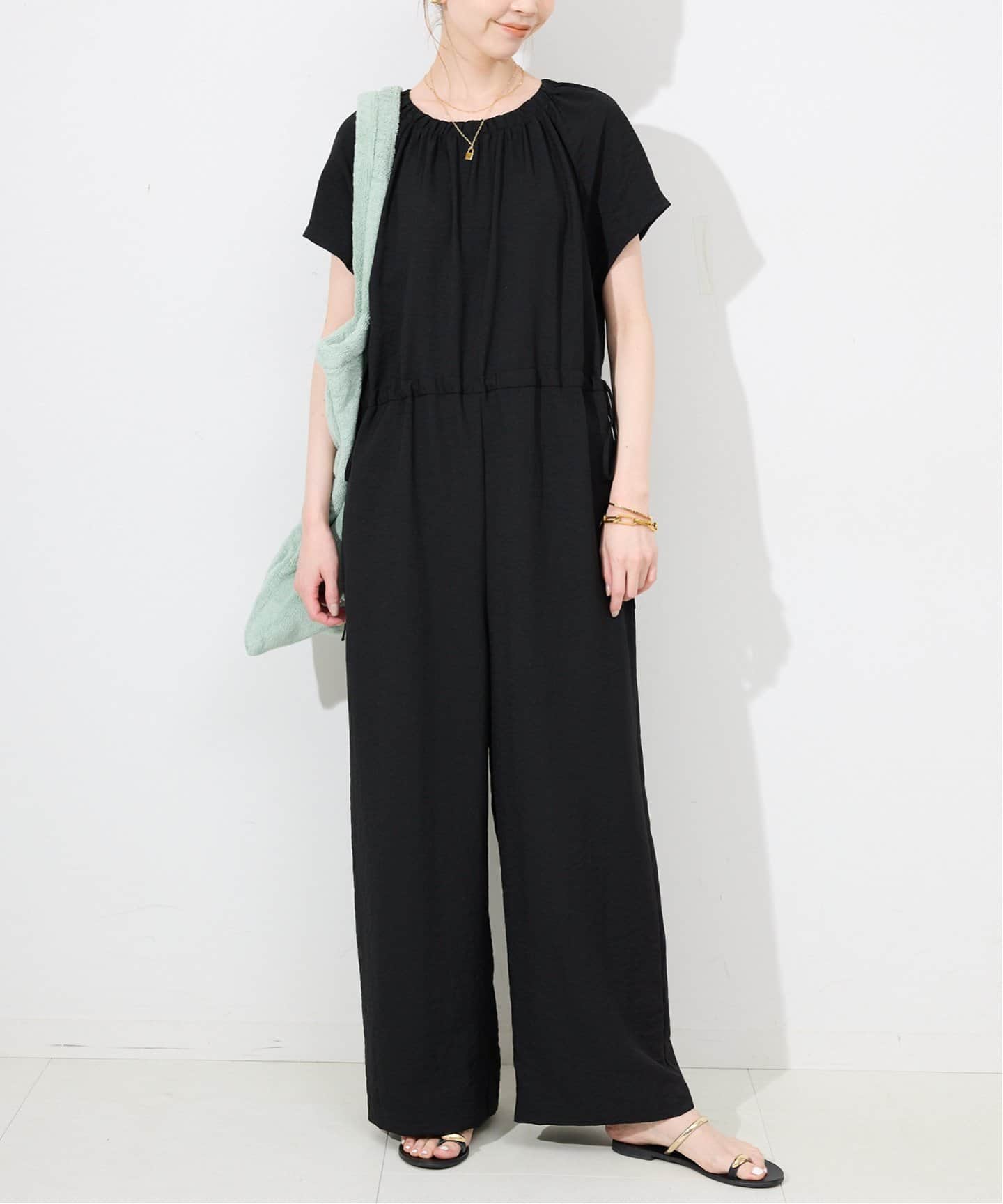 SLOBE IENAドロストギャザーオールインワン（黒） ドロストギャザーオールインワン（つなぎ／オールインワン）｜SLOBE