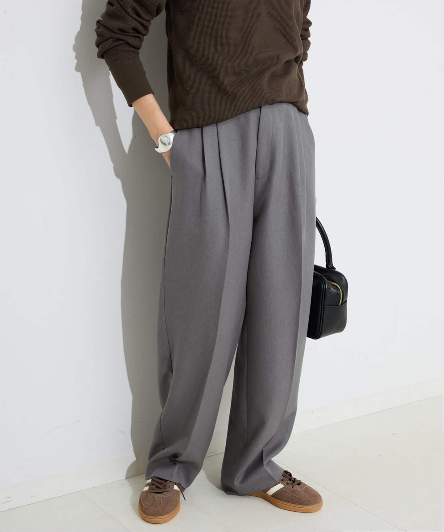 パウダーツイルイージーテーパードパンツ（その他パンツ）｜SLOBE IENA