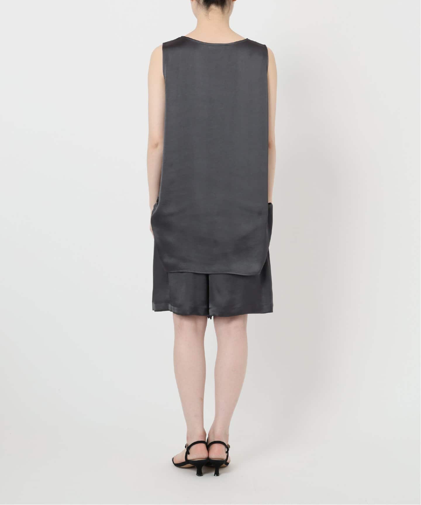 【専用】【新品】SLOBE IENA ダブルクロスショートパンツ　ブラック　38 Reir]ショートパンツ<ブラック> | KOBUNSHA SELECT SHOP | [Reir