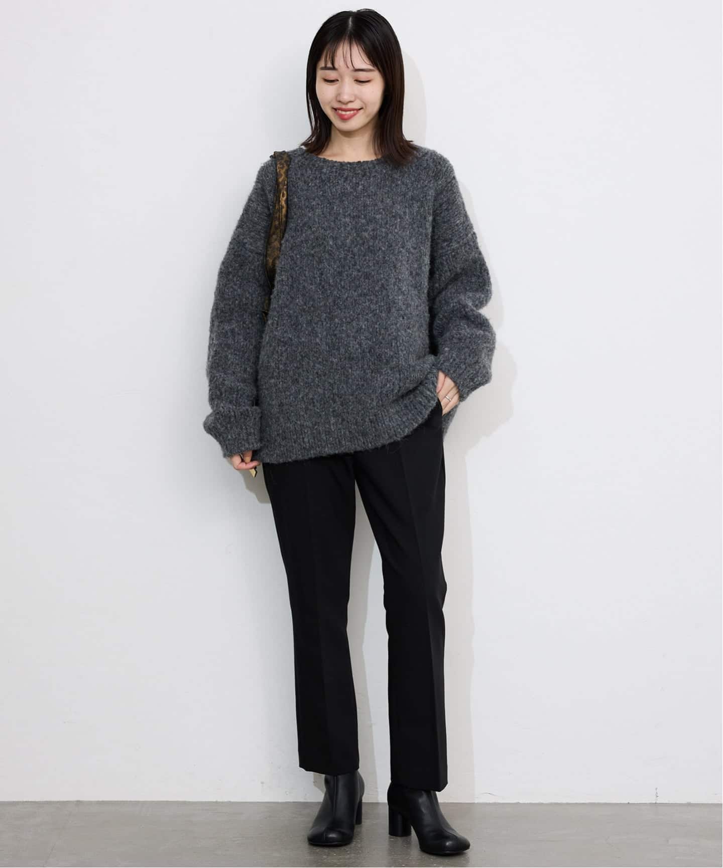 吸湿発熱/WEBのみ4サイズ展開》CIRCULATE WARM スティックパンツ