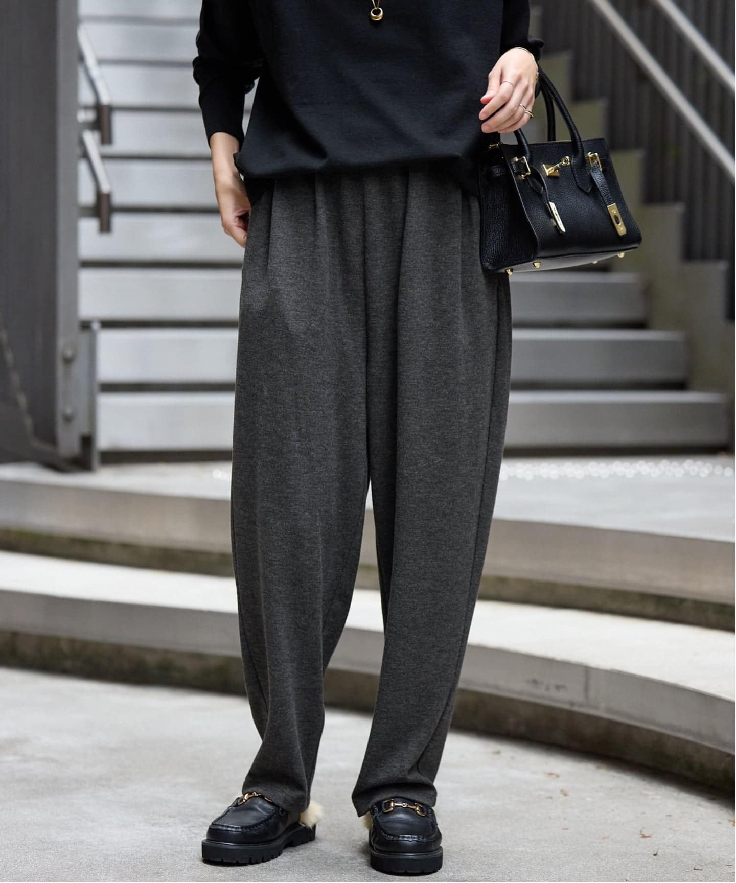 SLOBE IENAスローブイエナ ボリュームギャザーイージーパンツ SLOBE IENA（スローブイエナ）の「ボリュームギャザーイージー