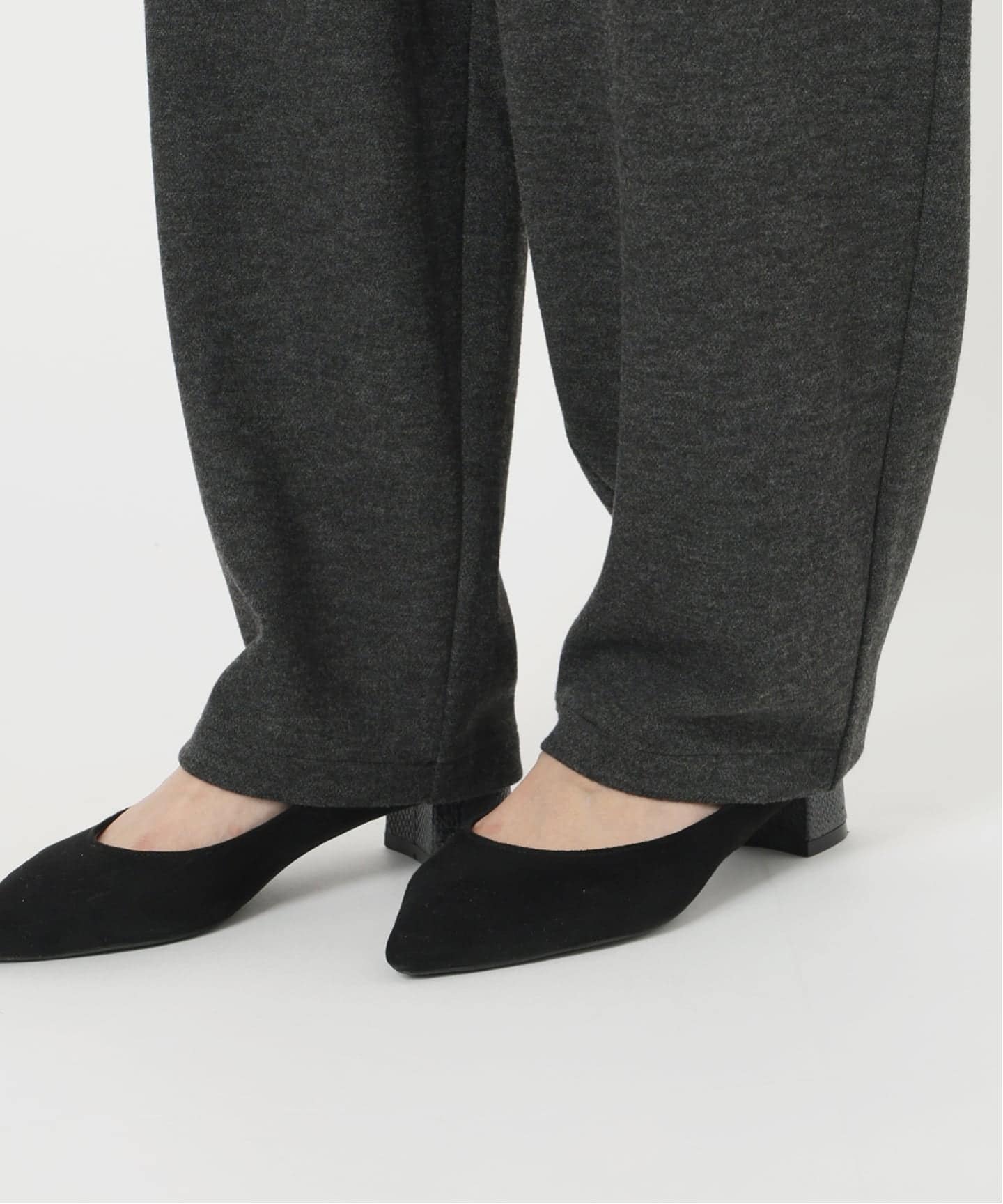 SLOBE IENAスローブイエナ ボリュームギャザーイージーパンツ SLOBE IENA（スローブイエナ）の「ボリュームギャザーイージー