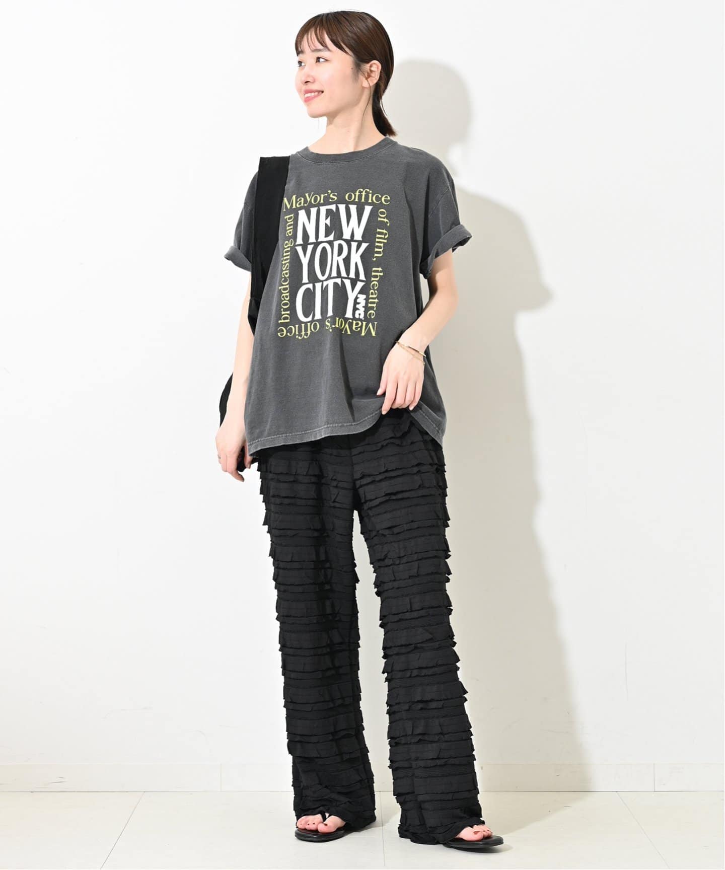 スローブイエナ SLOBE IENAフリルカットパンツ 36 ブラック 新品 値下げ 新品タグ付き スローブイエナ フリルカットパンツ
