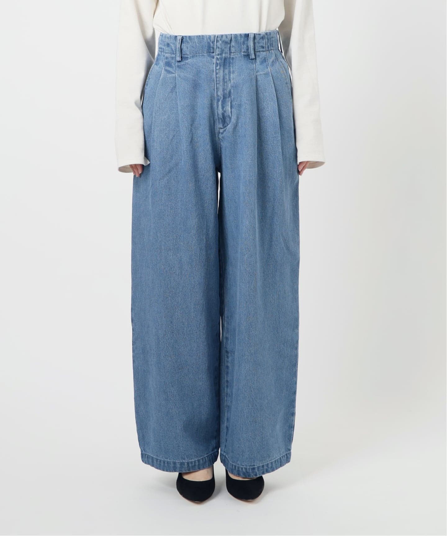 4サイズ展開》LEDENIM TUCK TROUSERデニム（デニムパンツ