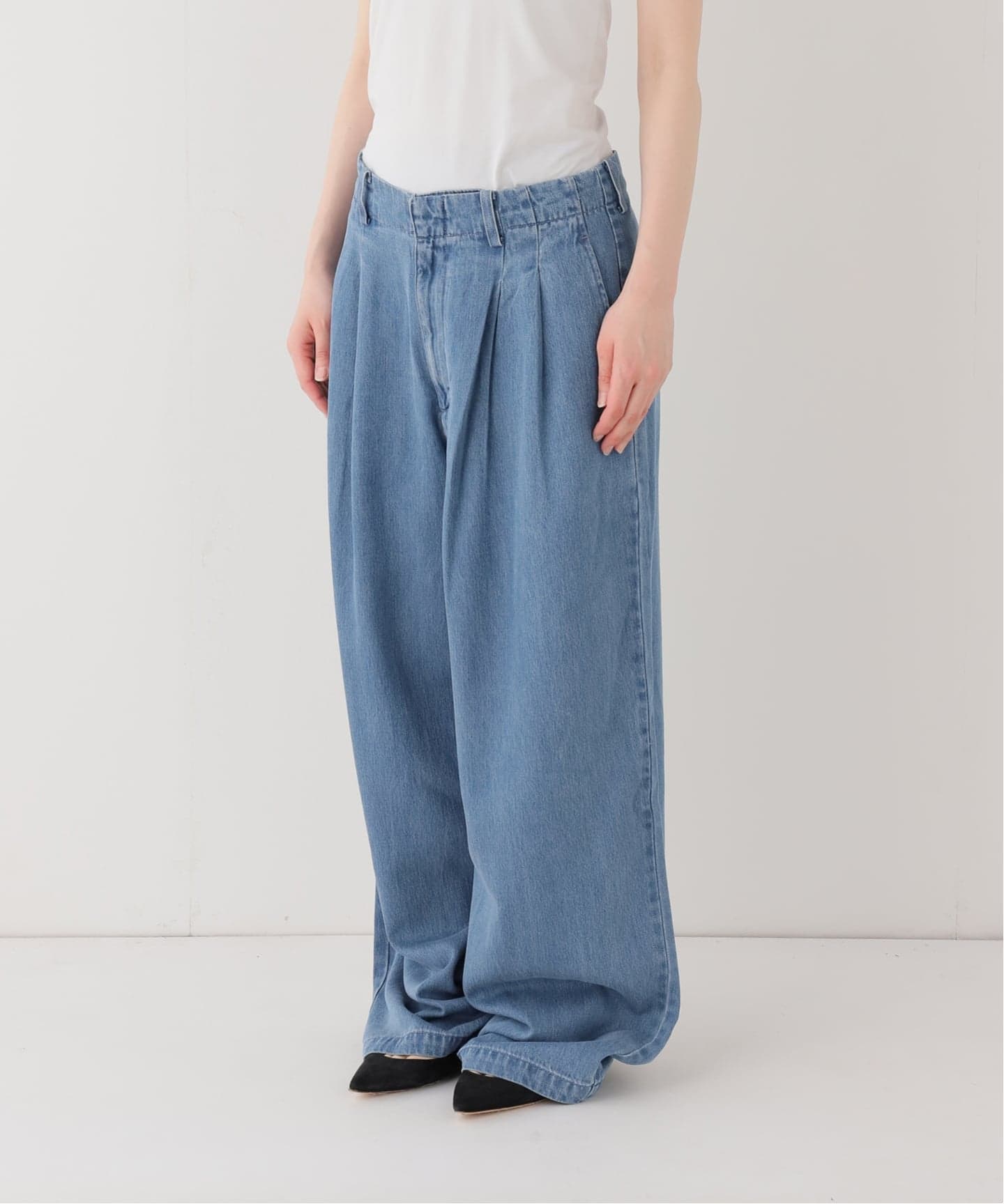 4サイズ展開》LEDENIM TUCK TROUSERデニム（デニムパンツ・ジーンズ