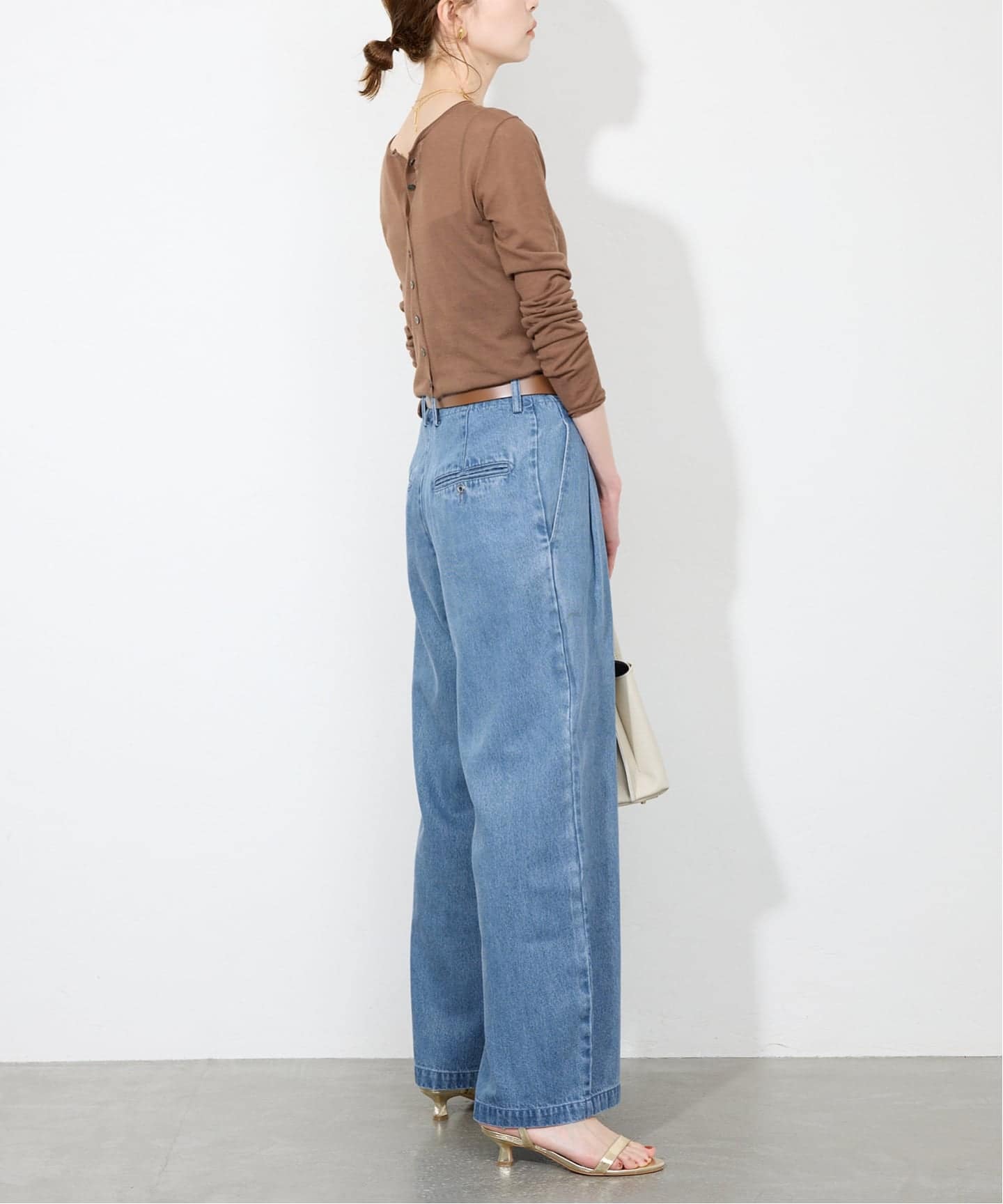 パンツ SLOBE IENA LEDENIM TUCK TROUSER 38 4サイズ展開/追加3》LEDENIM TUCK TROUSERデニム（デニムパンツ