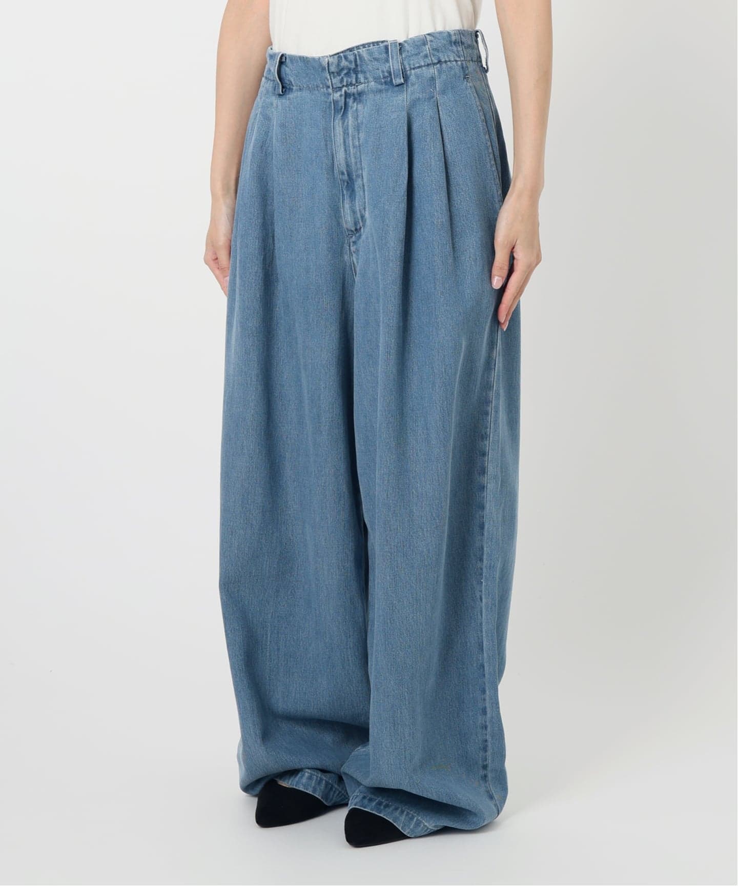 パンツ LEDENIM TUCK TROUSER 36 SLOBE IENA 4サイズ展開/WEB限定/追加4》LEDENIM TUCK TROUSERデニム