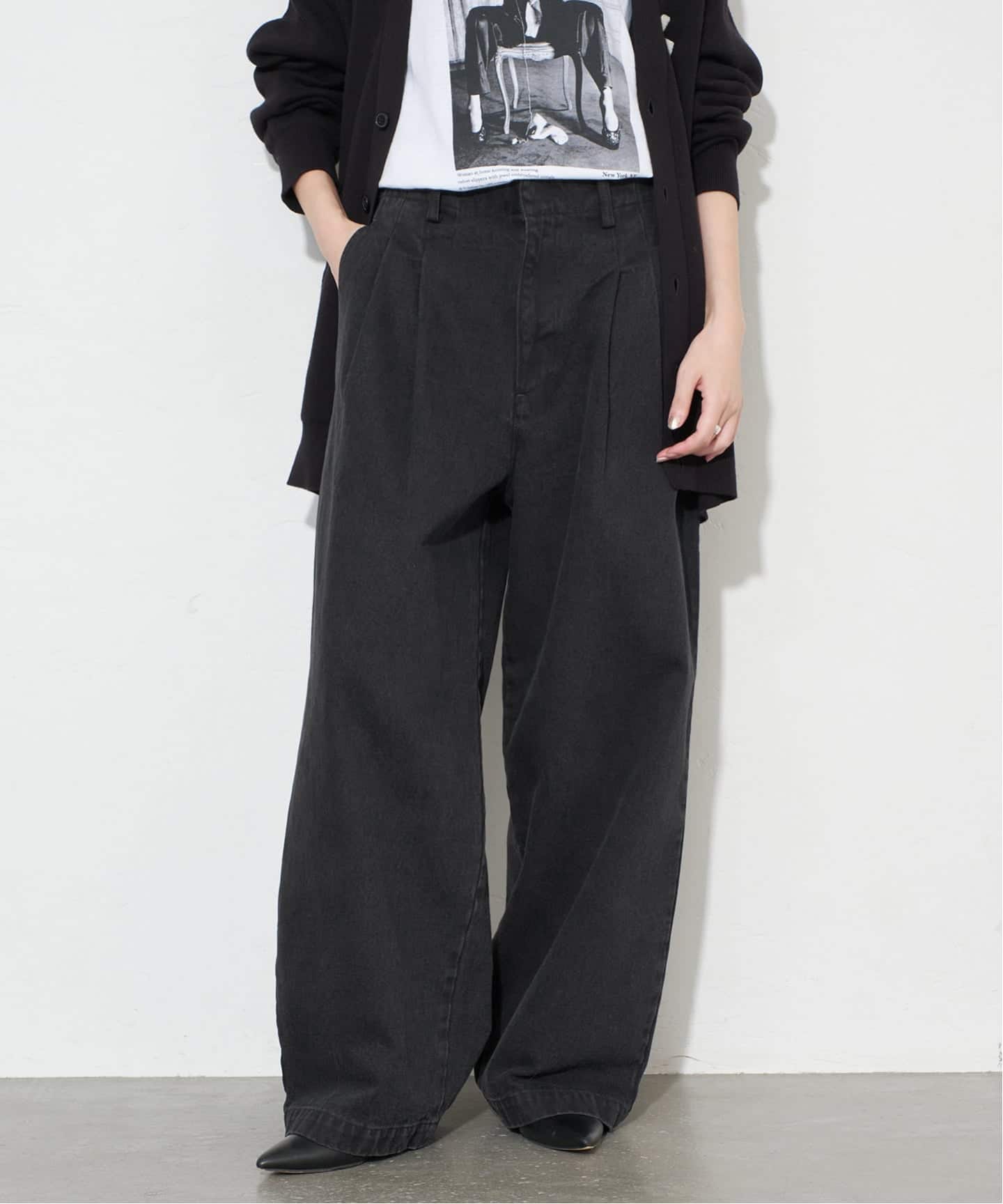 4サイズ展開》LEDENIM BLUR TUCK TROUSERデニム（デニムパンツ