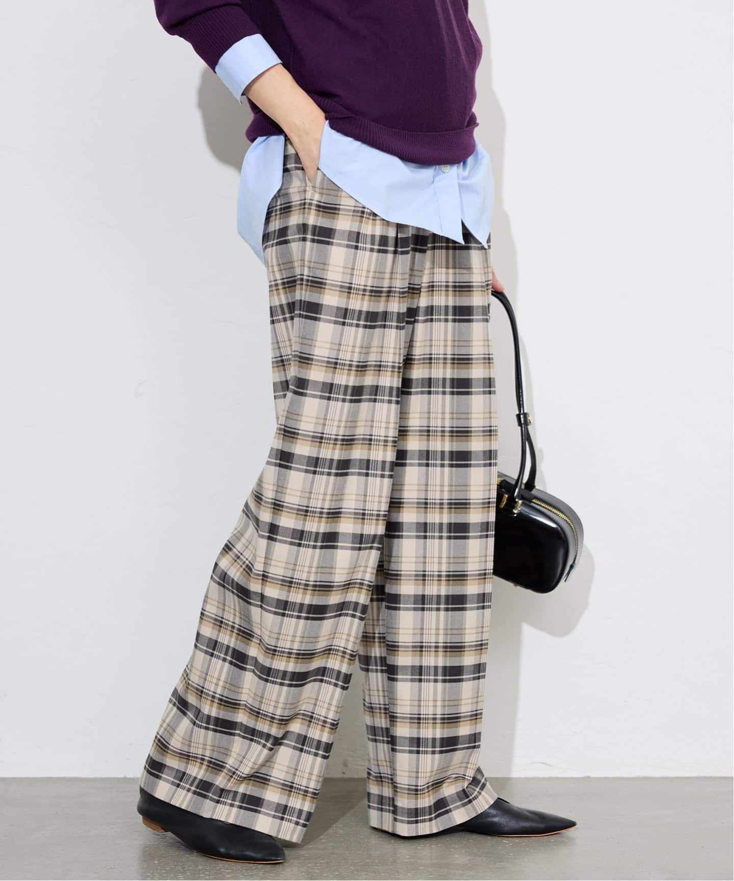 【新品】SLOBE IENA ボトムス　ワイドパンツ ホワイト ブラック　リボン SLOBE IENA｜スローブ イエナのパンツ（レディース／カラーが