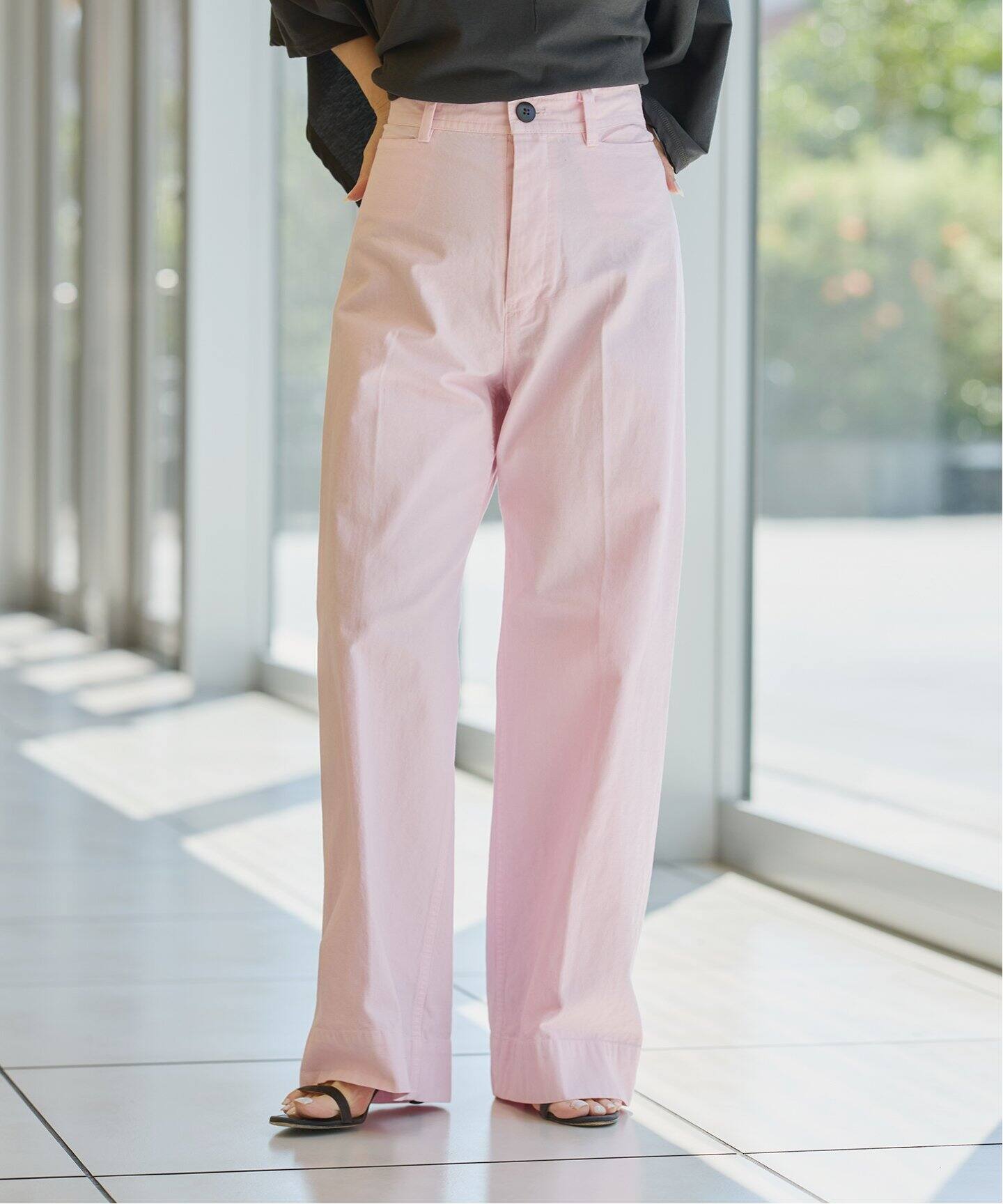 IENA LA BOUCLE コットンキャンバスタイトフレアパンツ（その他パンツ
