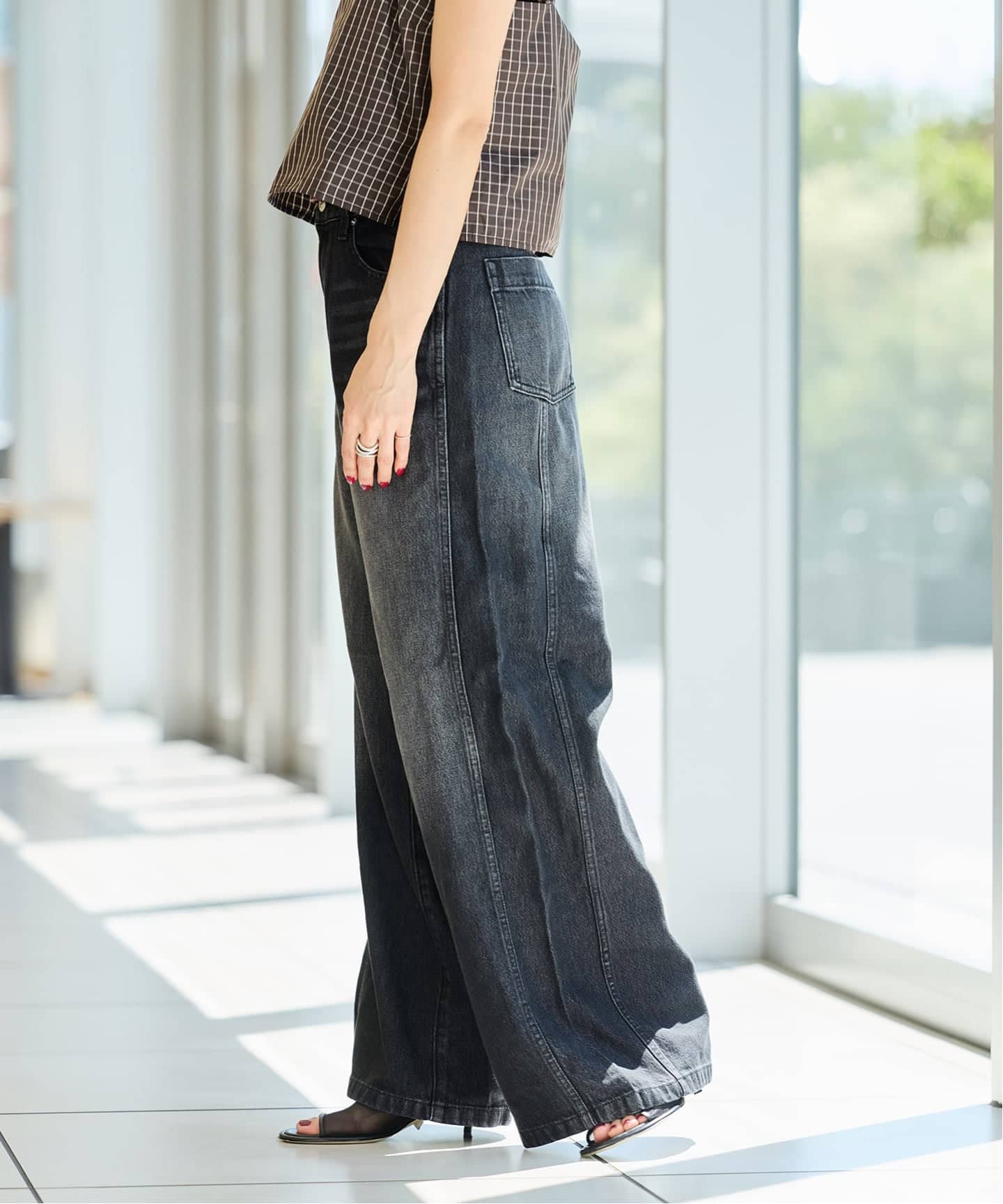 追加》IENA LA BOUCLE ソフトデニムシルエットパンツ2（デニムパンツ