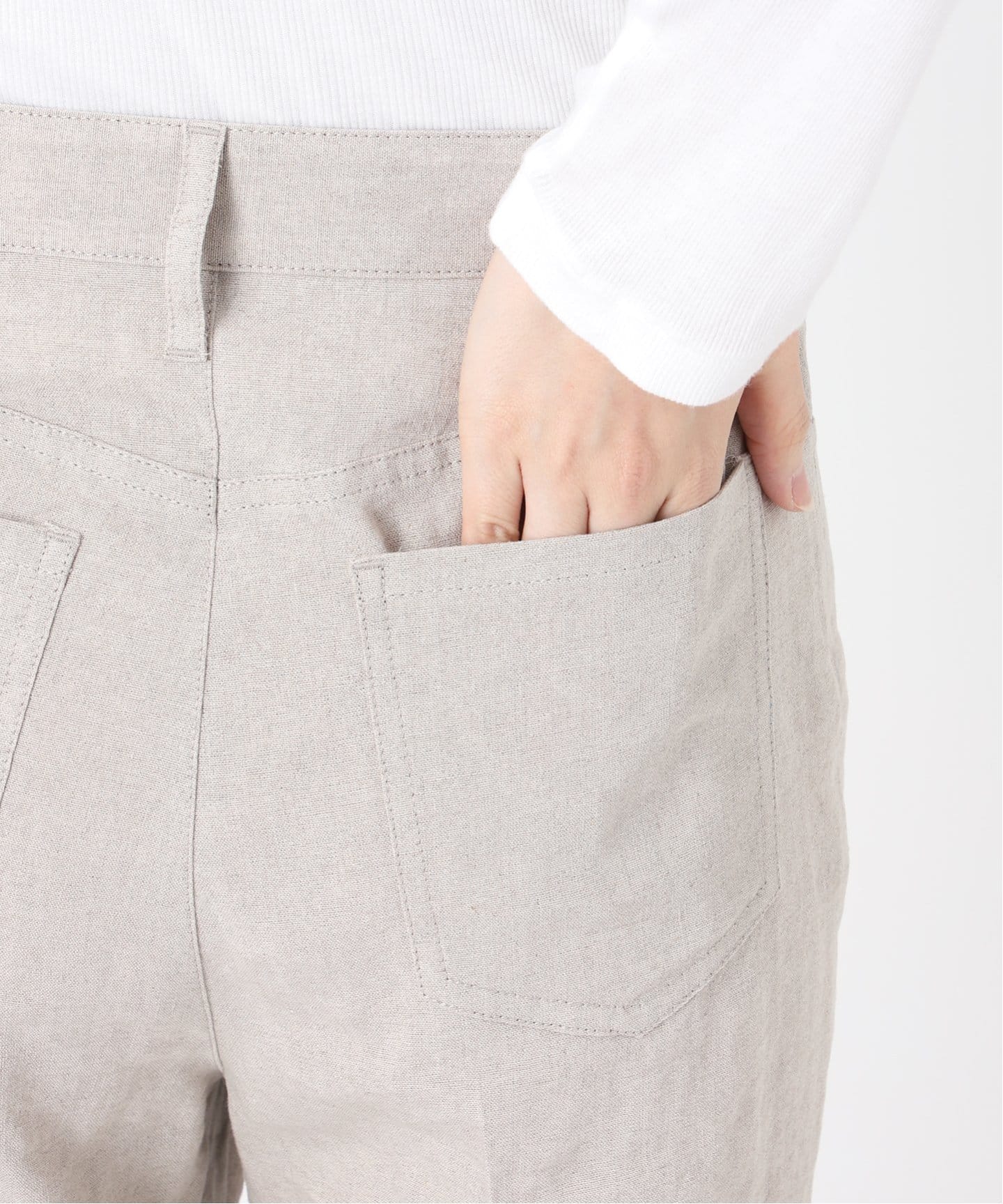 IENA LA BOUCLE リネン混ストレッチタイトフレアーパンツ（スラックス