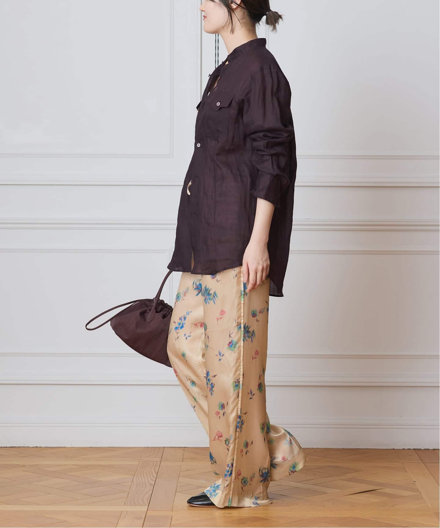 IENA LA BOUCLE ボタニカルプリントイージーパンツ（その他パンツ