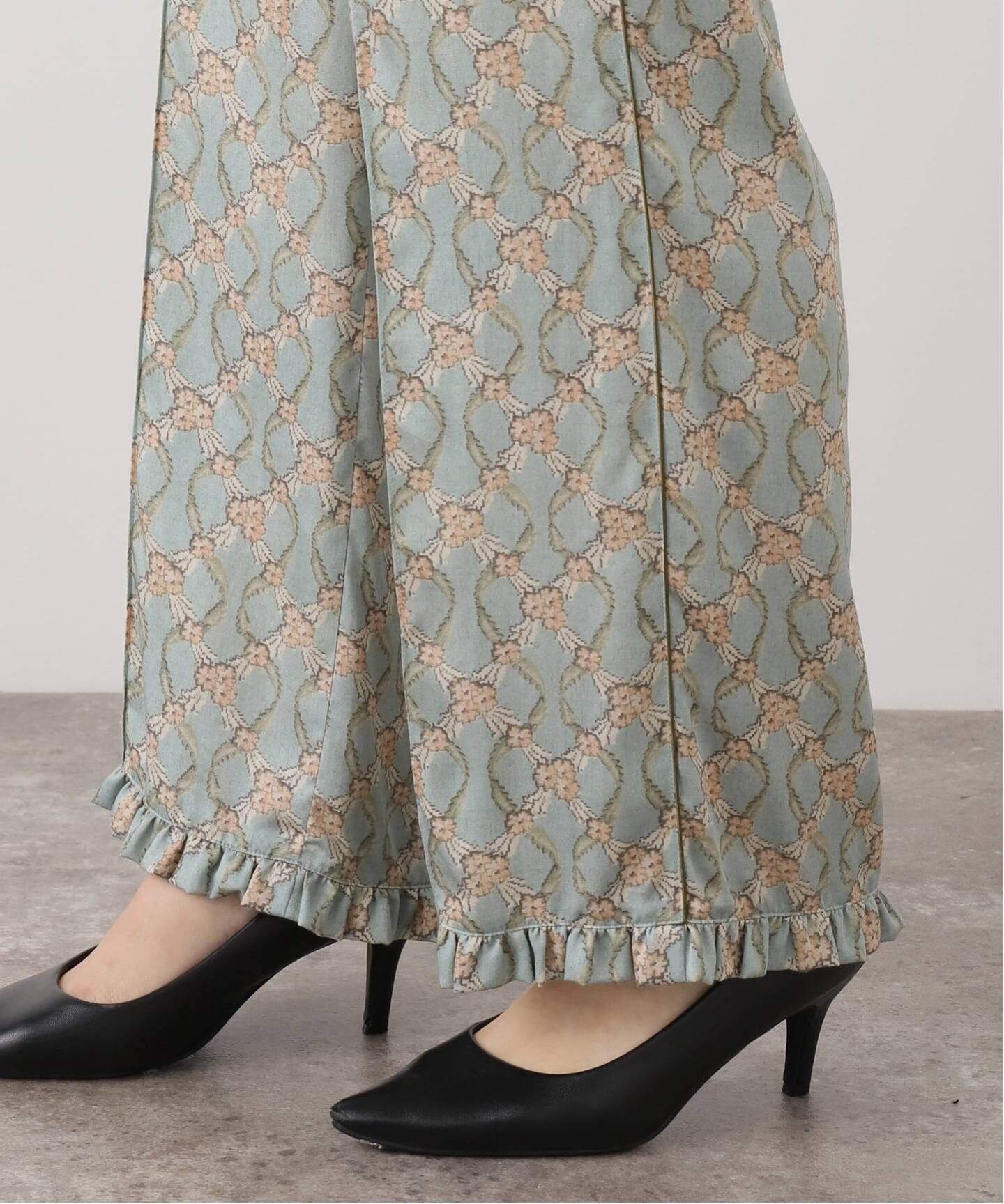 オーナメントフラワープリントパンツ（その他パンツ）｜IENA（イエナ