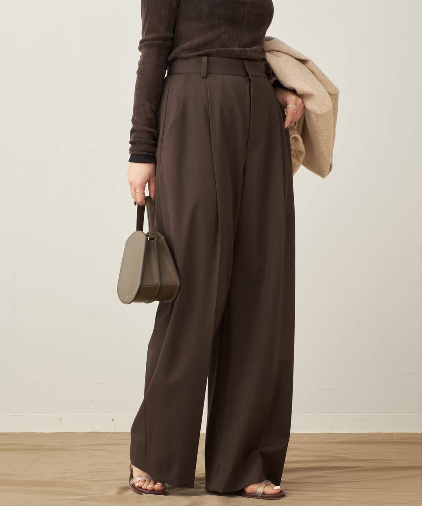 予約》One Tuck Straight Wide パンツ(スラックス)|Plage 予約》One Tuck Straight Wide パンツ(スラックス)|Plage