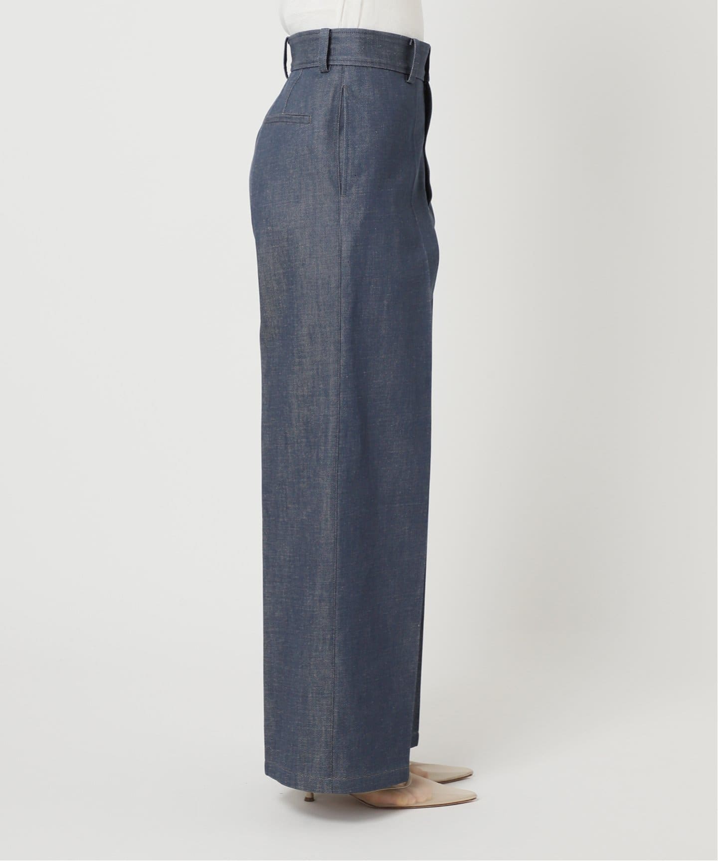 Rigid denim like スラックス（スラックス）｜Plage（プラージュ）の