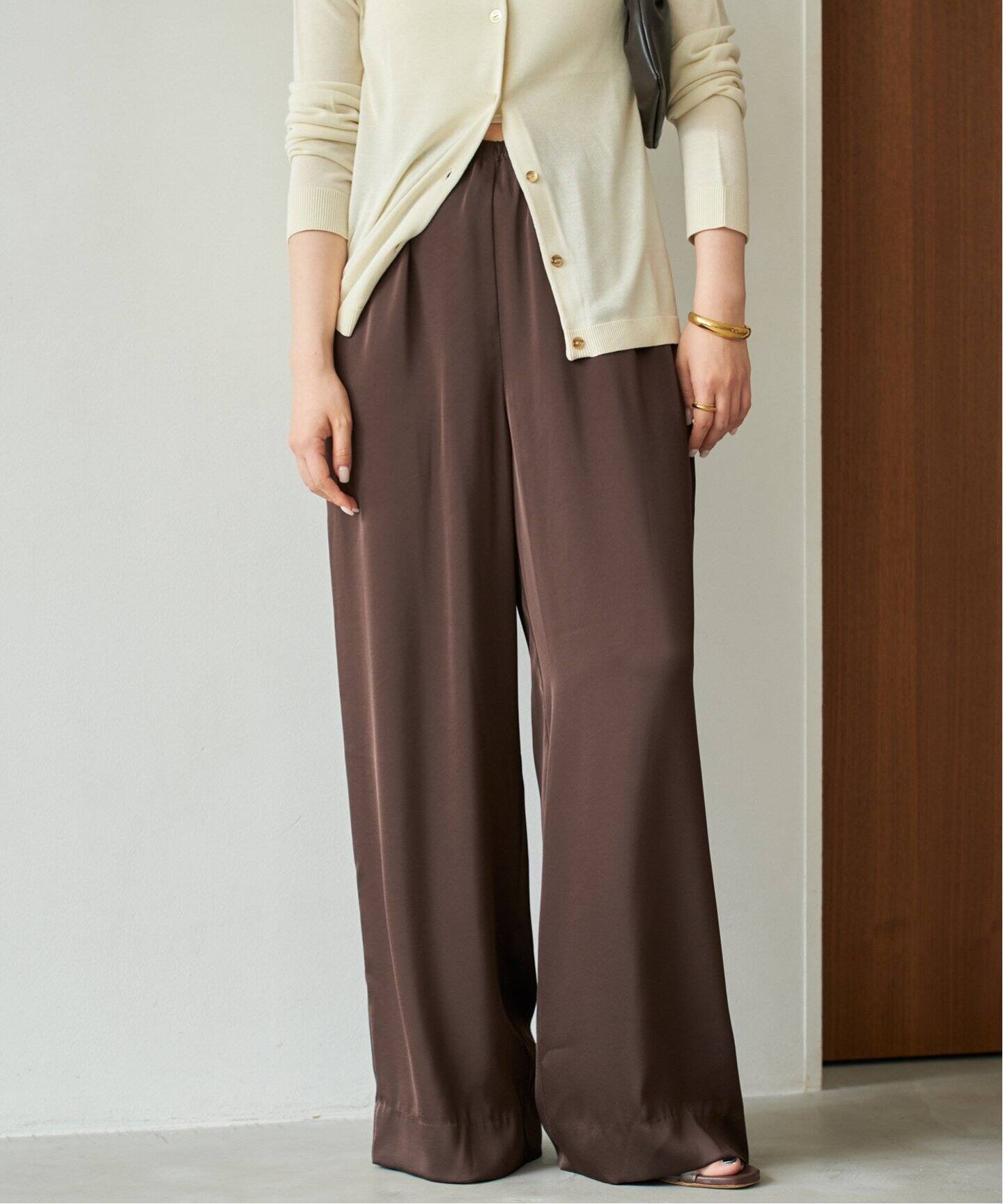 dull satin relax パンツ（その他パンツ）｜Plage（プラージュ）の通販