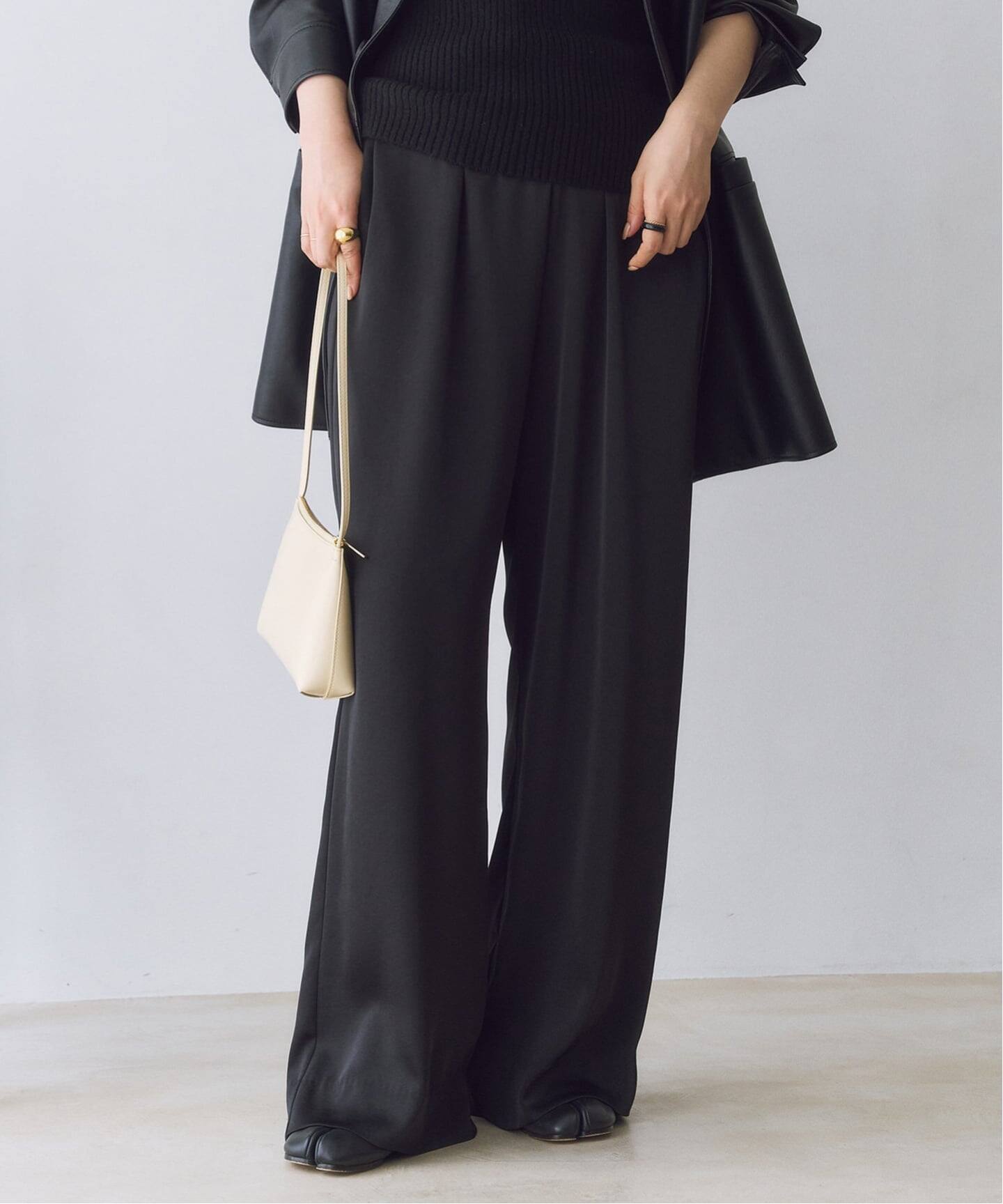 Plage プラージュ　Satin Relaxパンツ　ブラック　美品 plage（プラージュ）の「Satin Relax パンツ（その他パンツ