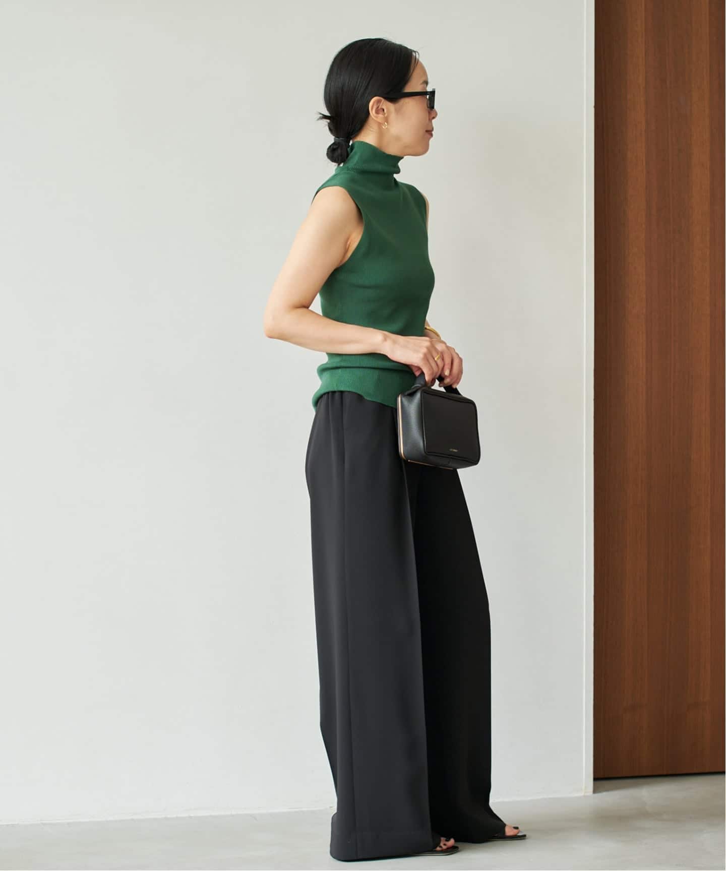 Plage SLACKS デニム ベージュ 24SS サイズ34 plage（プラージュ）の「SLACKS デニム（デニムパンツ）」 - WEAR