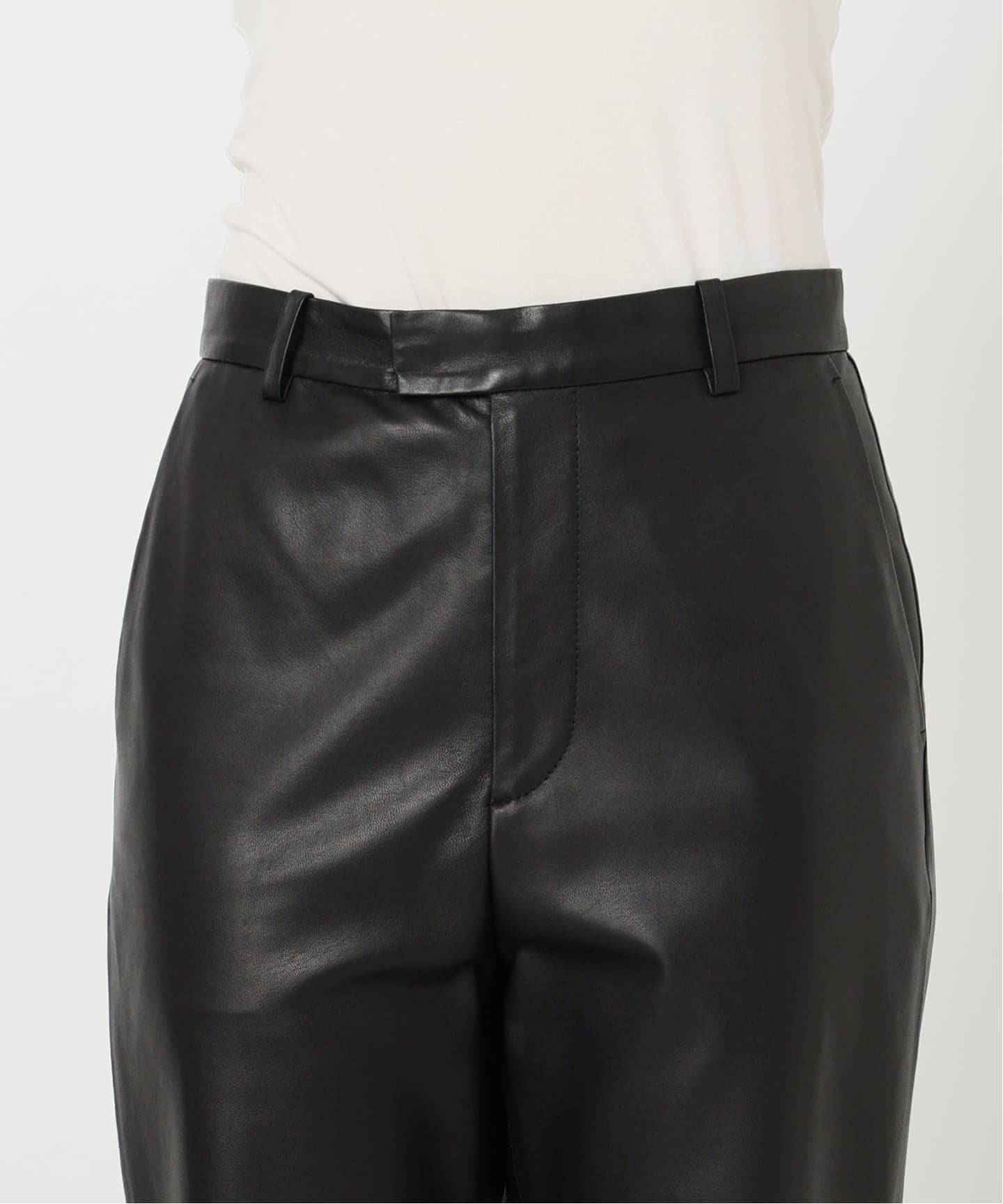 新品 VERMEIL par iena フェイクレザーハーフパンツ 38 黒 フェイクレザーハーフパンツ | ファッション通販サイト NUGU