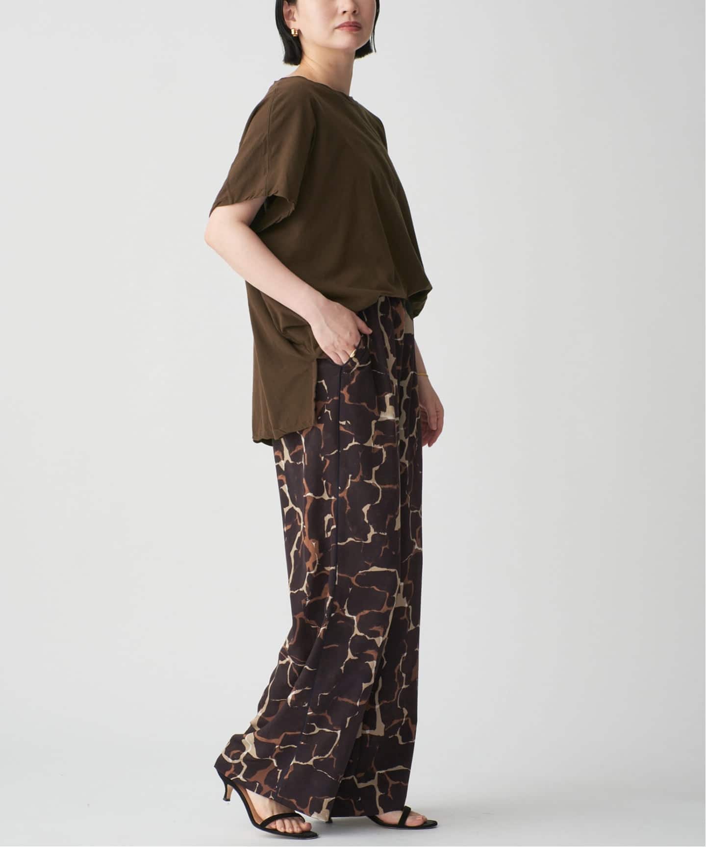 giraffe pattern ドロストパンツ（その他パンツ）｜VERMEIL par