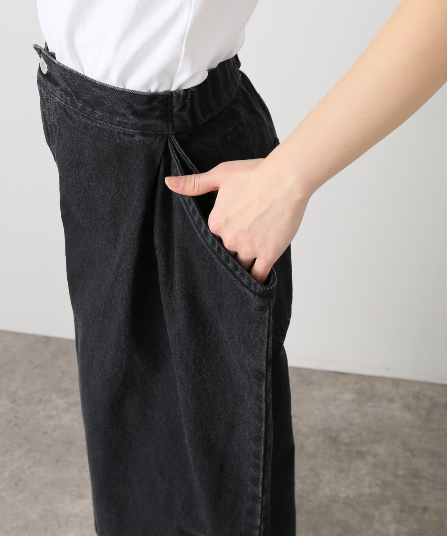KURO PAPER FOLDING DENIM PANTS（デニムパンツ・ジーンズ）｜BOICE