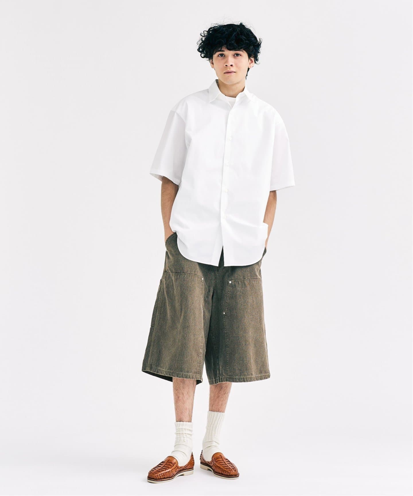 ＜A.D.A.N＞ダブルニー テック ショーツ Mサイズ A.D.A.N＞ダブルニー テック ショーツ Mサイズ AD00274_D.Navy
