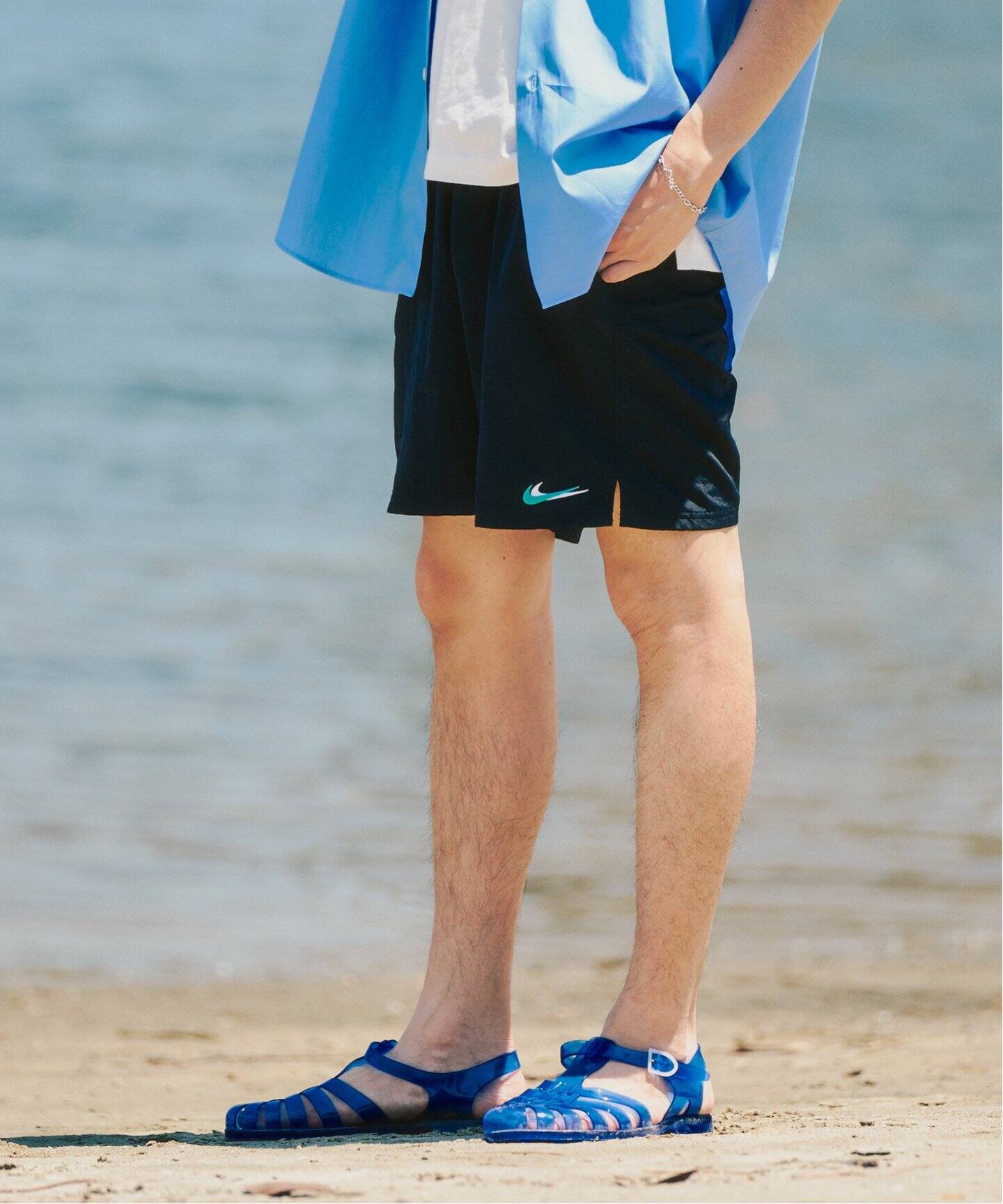 新品★NIKE★ナイキ★Board Shorts スイムショーツ 水陸両用★Ｌ 大人のNIKE】今年の夏も「フリークス ストア × ナイキ スイム