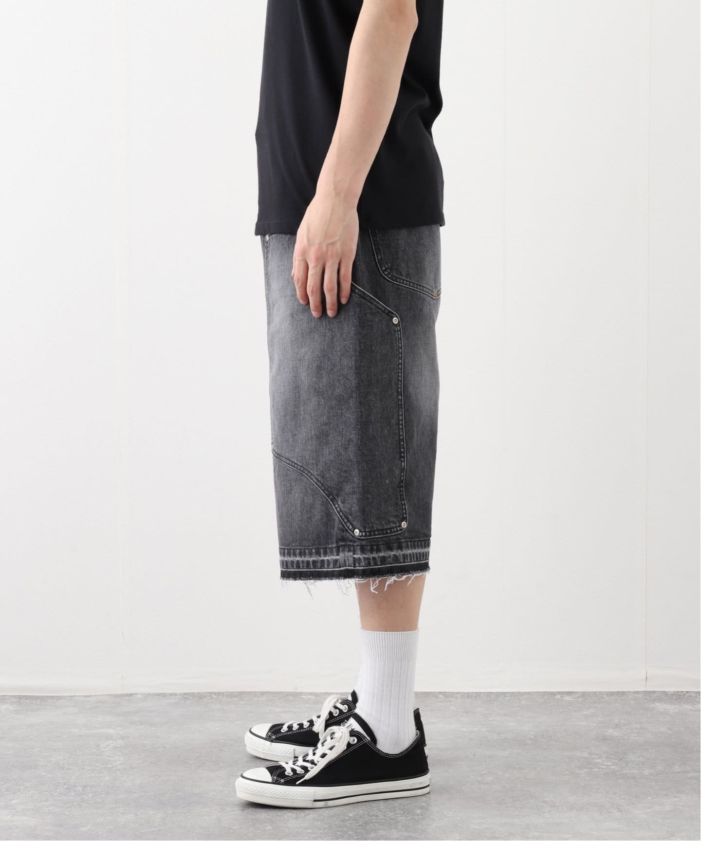 パンツ FAKE AS FLOWERS NEWCOMMUNE Denim Shorts FAF / フェイク アズ フラワーズ NEWCOMMUNE AGED BAGGY DENIM