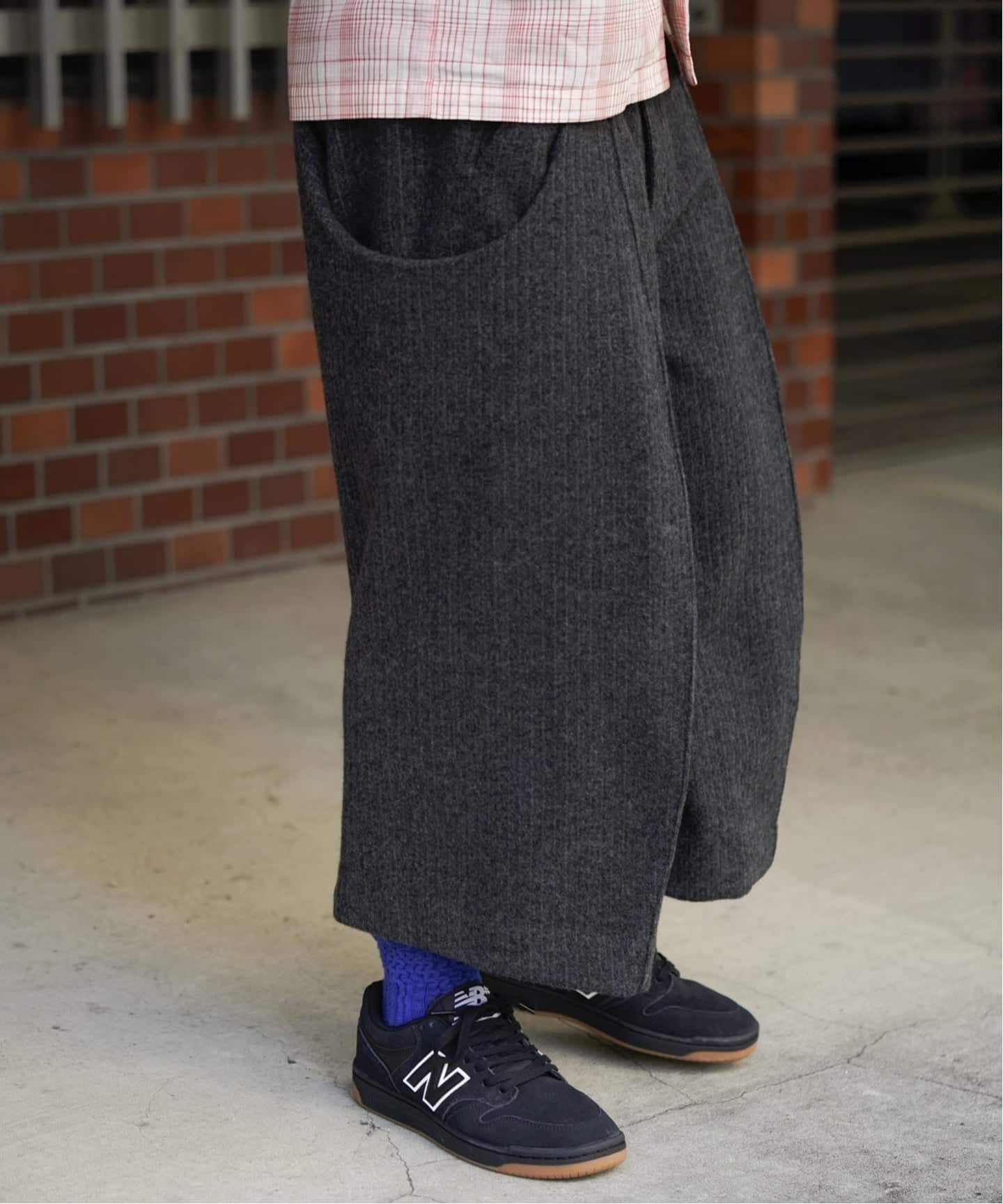 NVRFRGT / ネヴァーフォーゲット S CURVED UTILITY CAPRI TROUSERS