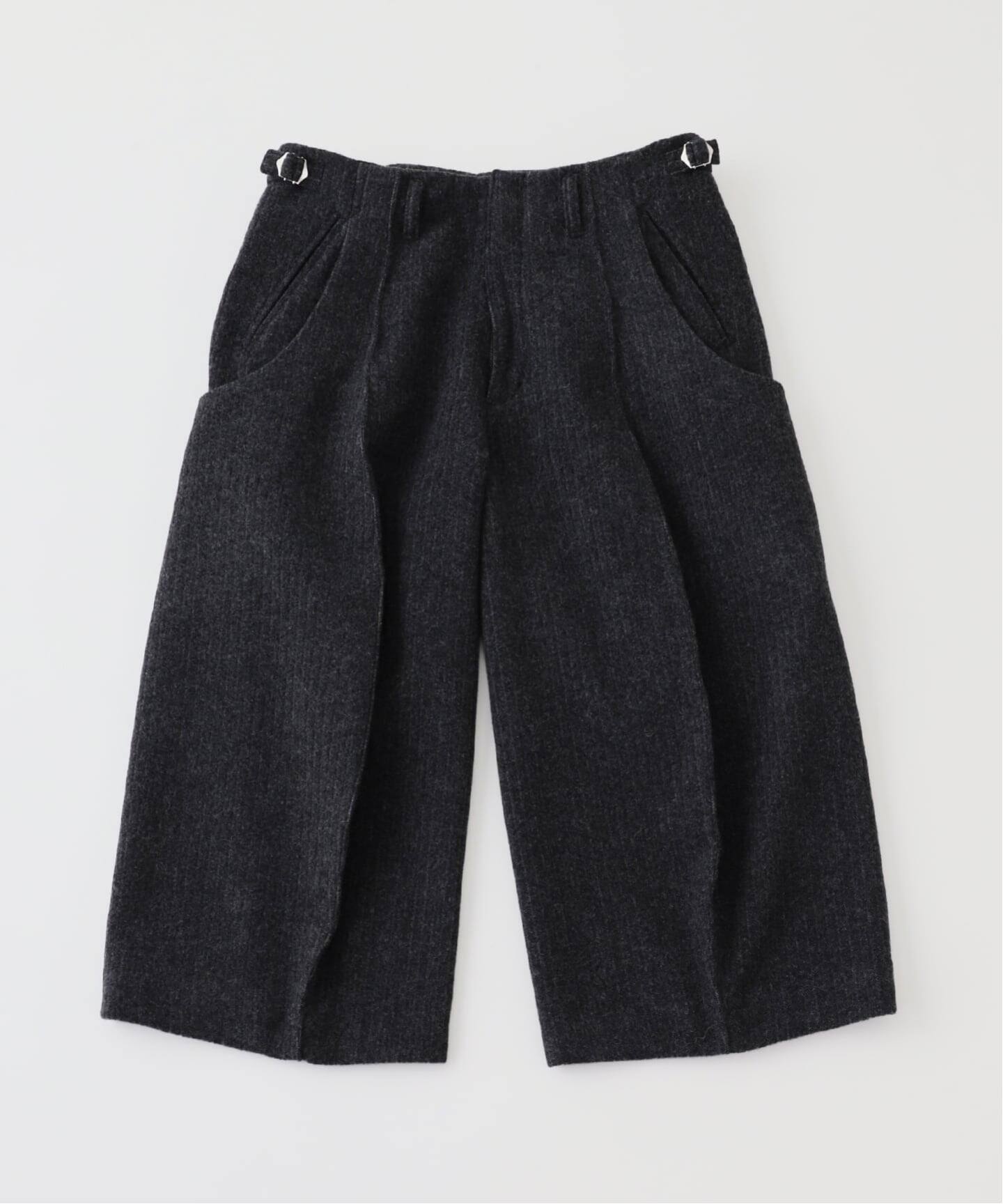 NVRFRGT / ネヴァーフォーゲット S CURVED UTILITY CAPRI TROUSERS