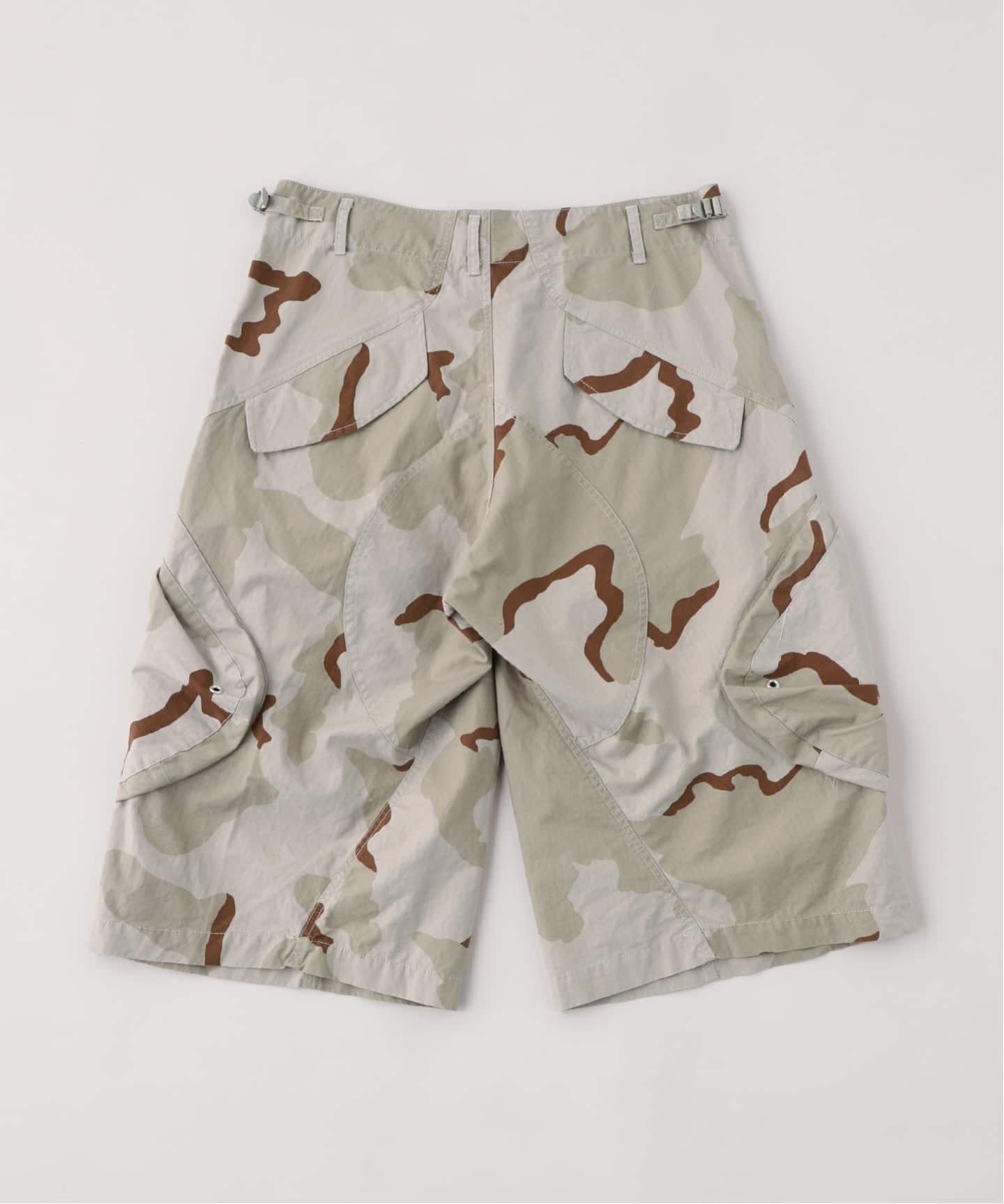 NVRFRGT / ネヴァーフォーゲット 3D TWISTED CARGO SHORTS
