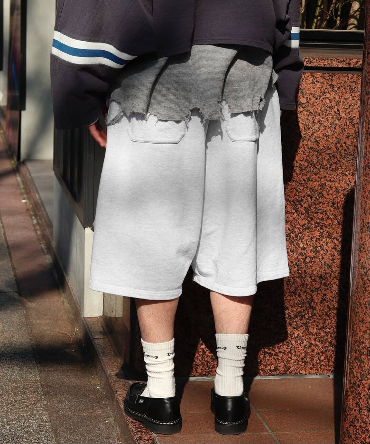 ANCELLM / アンセルム】3/4 TUCK SWEAT SHORTS（その他パンツ）｜WISM 